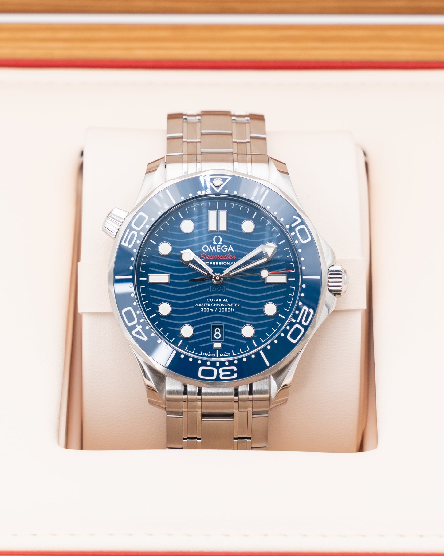 UNWORN 2025 WITH STICKERS Omega Seamaster Diver 300M 42mm 210.30.42.20.03.001 Blue On Bracelet 2025