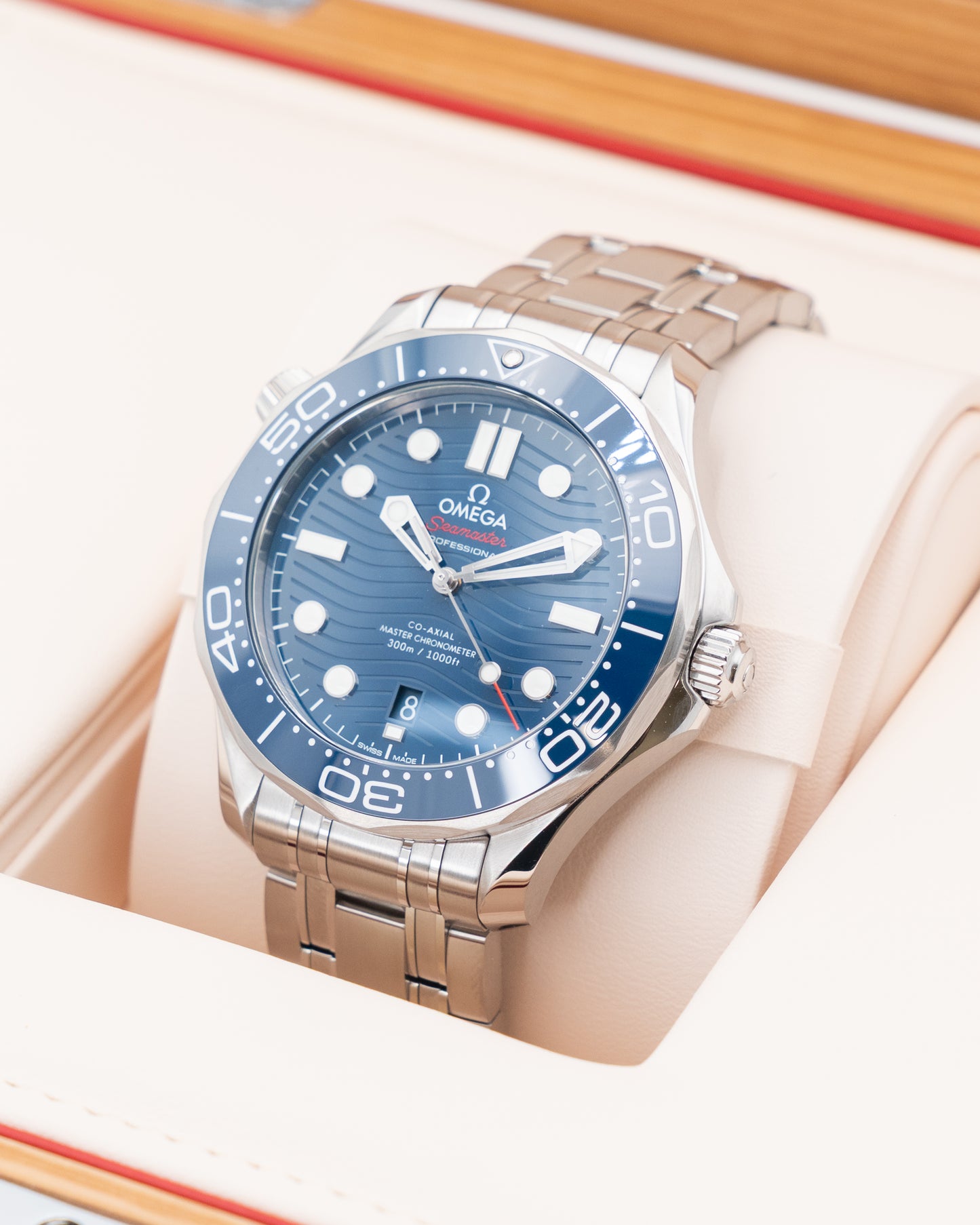 UNWORN 2025 WITH STICKERS Omega Seamaster Diver 300M 42mm 210.30.42.20.03.001 Blue On Bracelet 2025