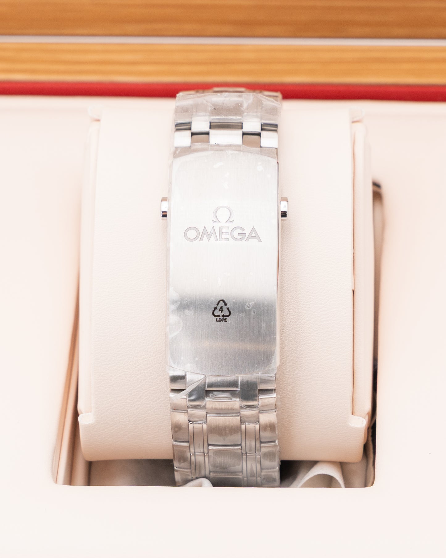 UNWORN 2025 WITH STICKERS Omega Seamaster Diver 300M 42mm 210.30.42.20.10.001 Green On Bracelet 2025