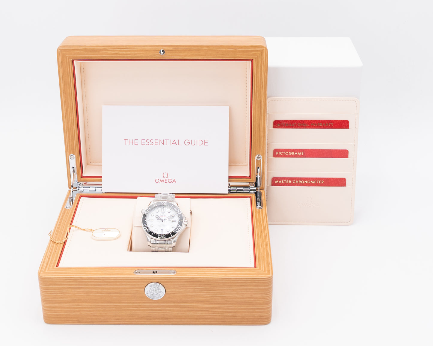UNWORN 2025 WITH STICKERS Omega Seamaster 42mm 210.30.42.20.04.001 White Dial On Bracelet 2025