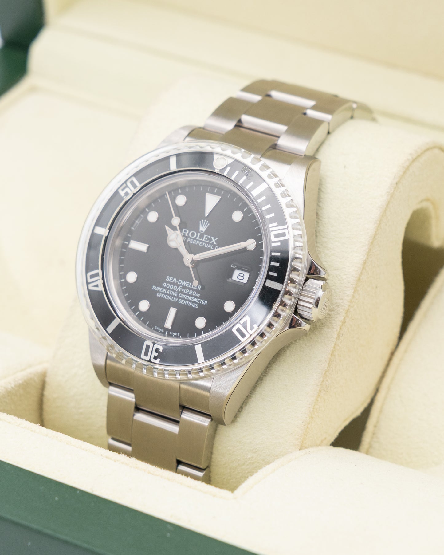 UNWORN WITH STICKERS Rolex Seadweller 40mm 16600 Black Aluminum