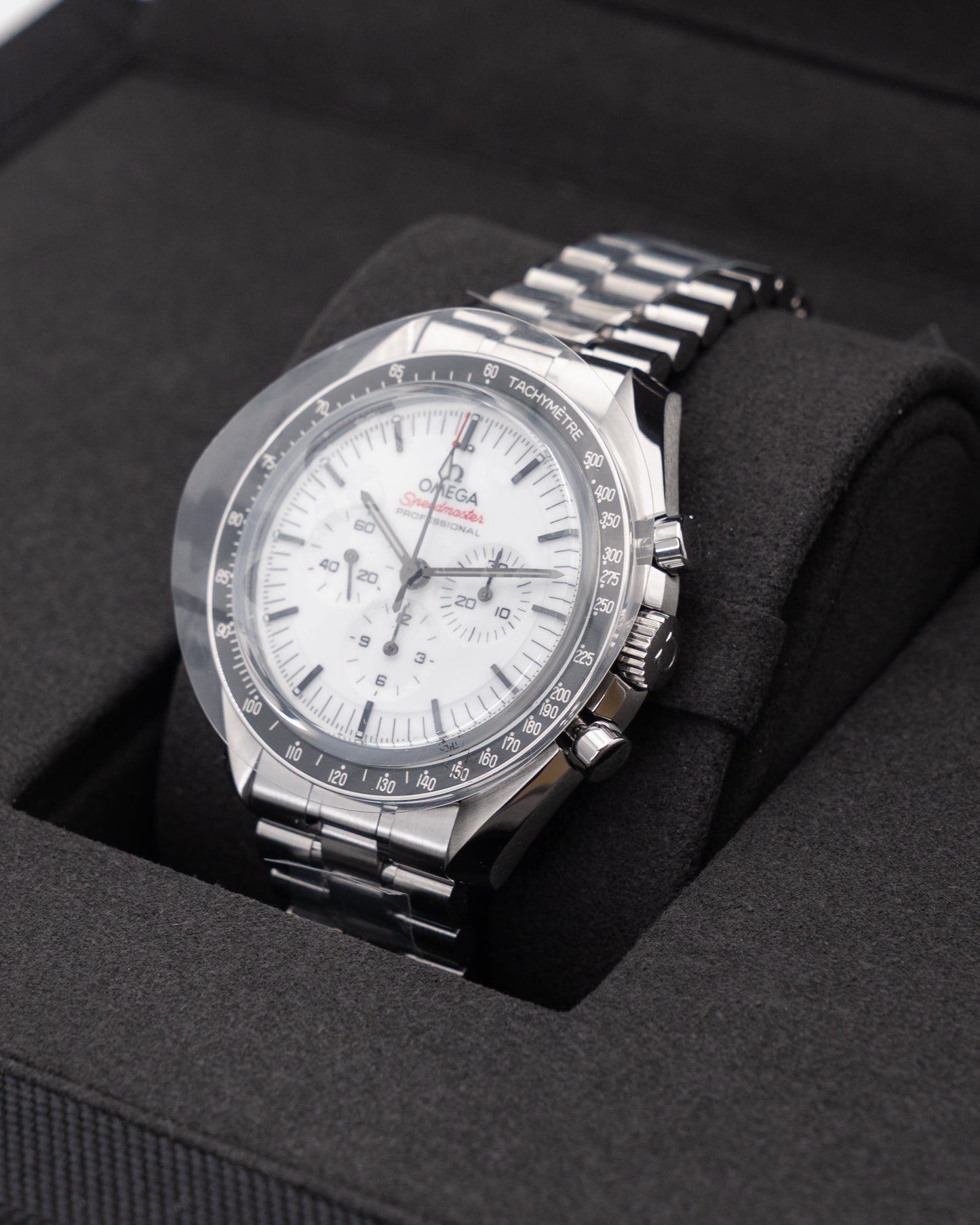 UNWORN FULLY STICKERED Omega Speedmaster White 42mm 310.30.42.50.04.001 Moonwatch Professional 2025