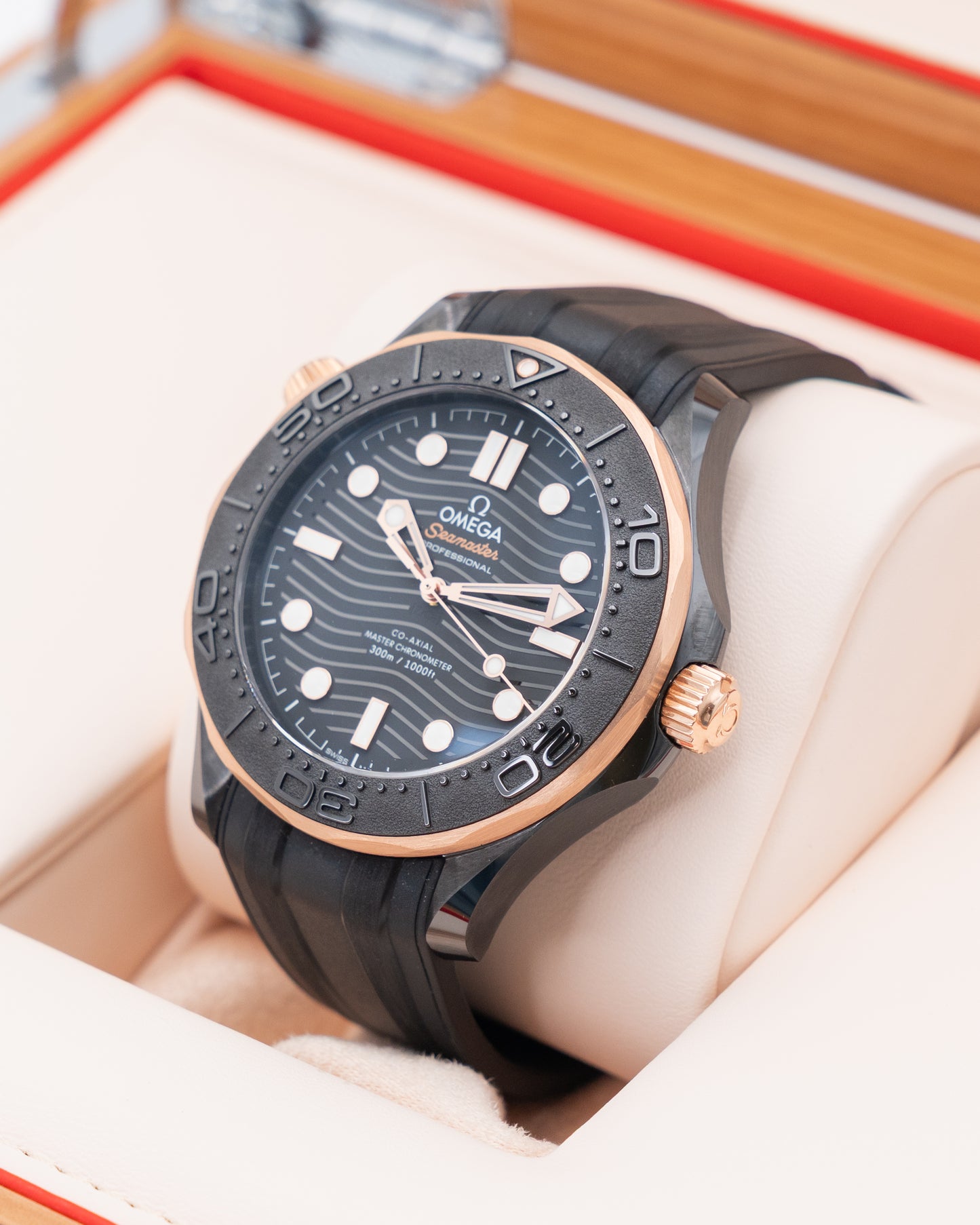 Omega Seamaster Professional 300 43.5mm 210.62.44.20.01.001 Black Ceramic Two Tone Diver 2022