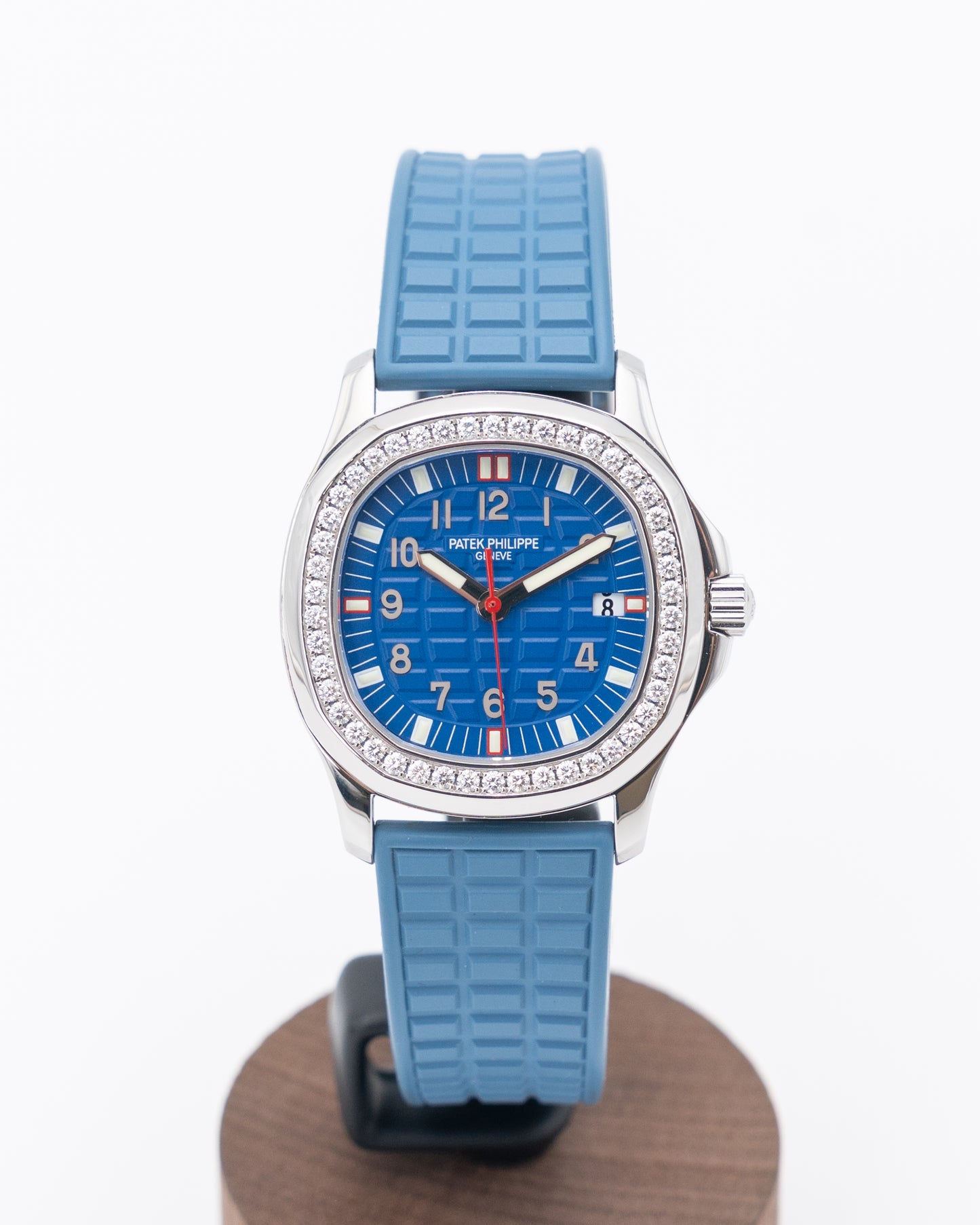 Patek Philippe Aquanaut 35.2mm 5067A Luce Blue