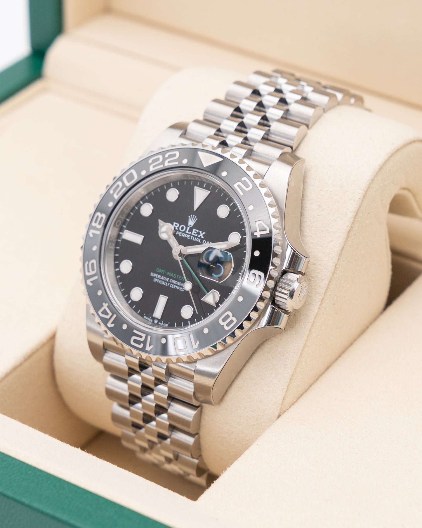 UNWORN WITH STICKERS Rolex GMT Master II 40mm 126710GRNR Bruce Wayne Jubilee 2025