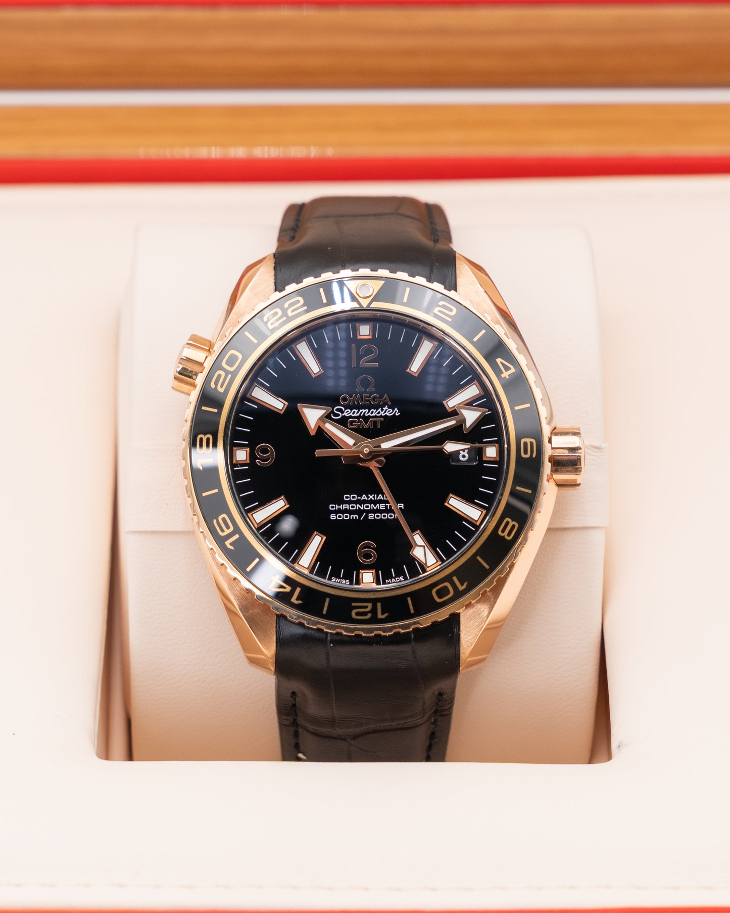Omega Seamaster Planet Ocean 600M 43mm 232.63.44.22.01.001 Rose Gold
