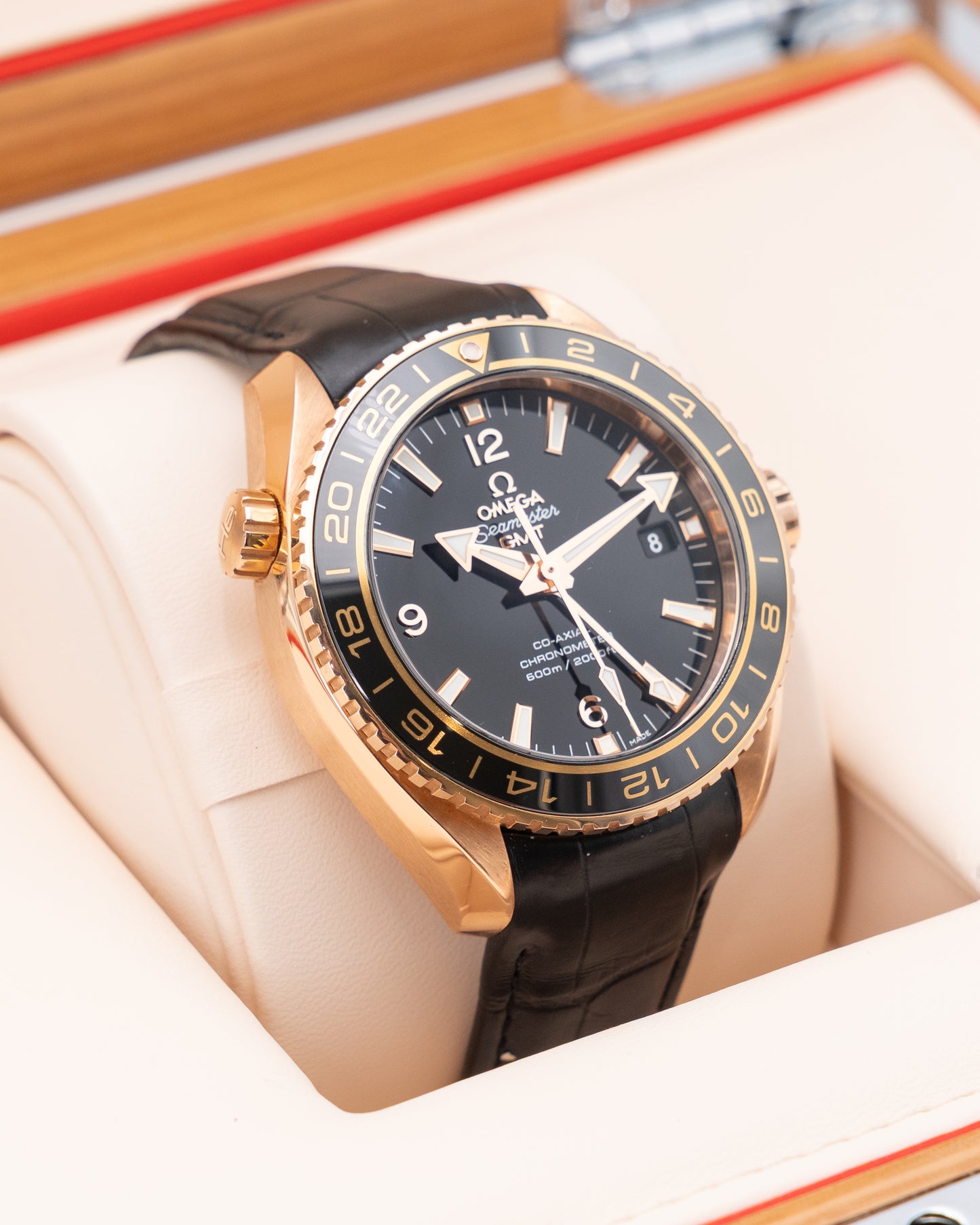 Omega Seamaster Planet Ocean 600M 43mm 232.63.44.22.01.001 Rose Gold