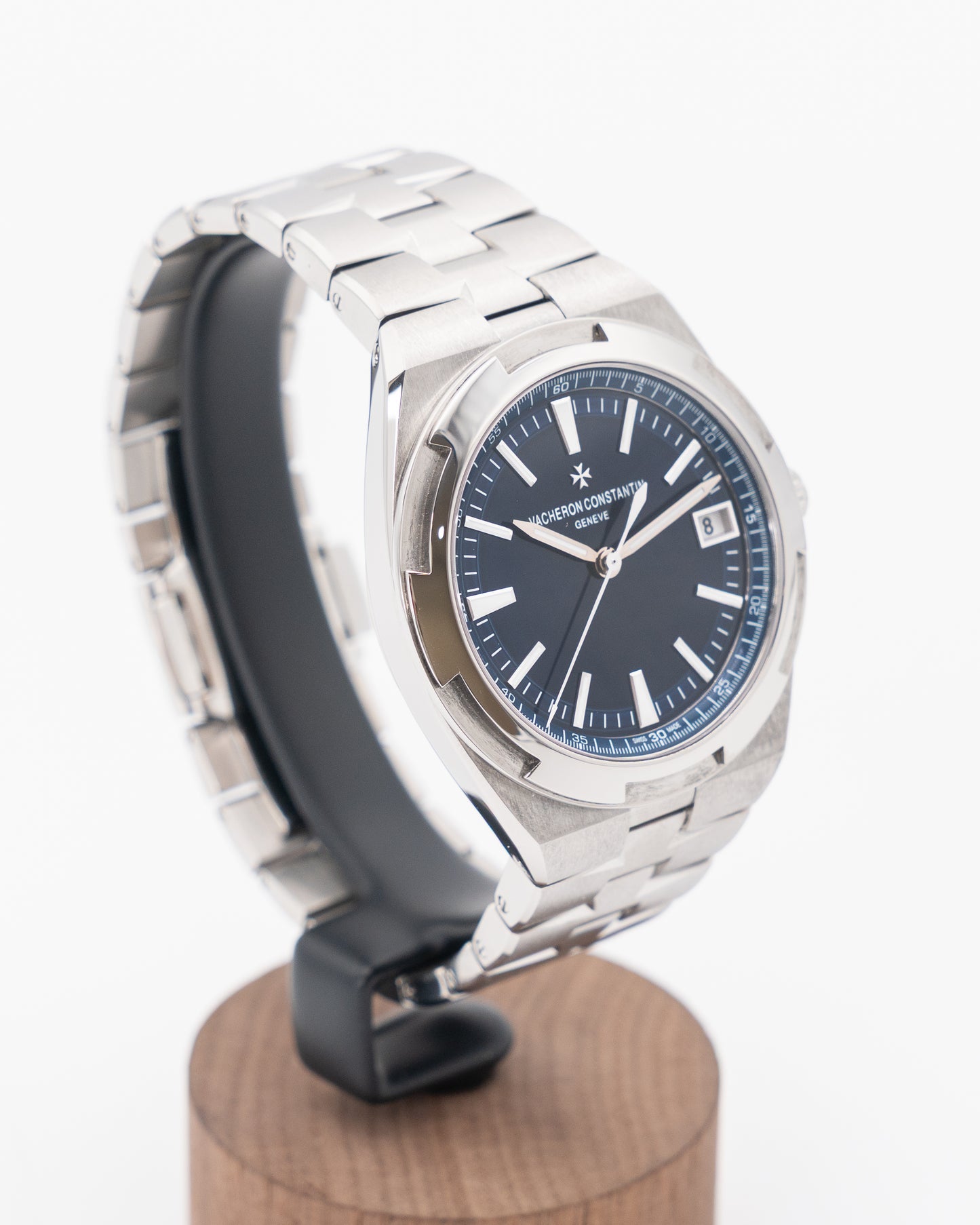 Vacheron Constantin Overseas 41mm 4500V/110A-B128 Blue Dial Time and Date 2018