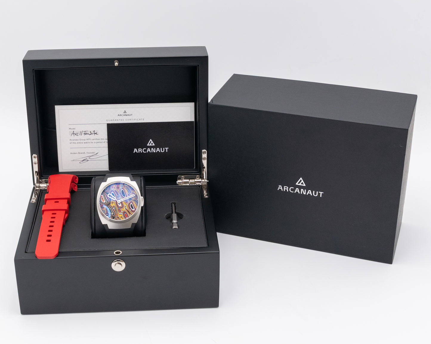 UNWORN Arcanaut Denmark ARC II Fordite Dial 2024