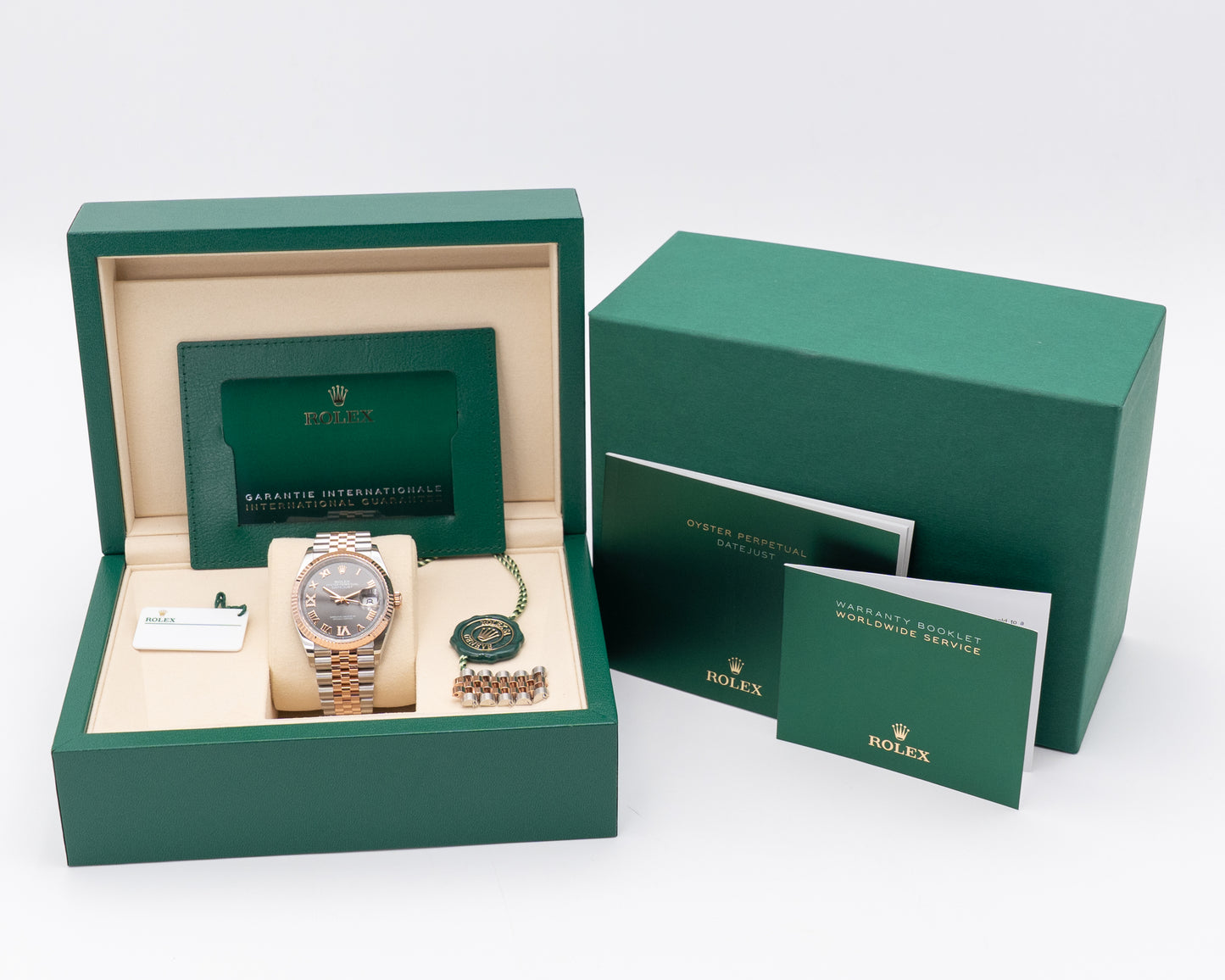 Rolex Datejust 126231 36mm Stainless Steel / Everose / Fluted / Dark Rhodium Diamond Roman / Jubilee 2025