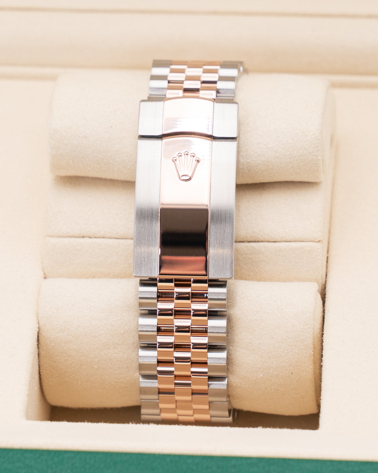 Rolex Datejust 126231 36mm Stainless Steel / Everose / Fluted / Dark Rhodium Diamond Roman / Jubilee 2025