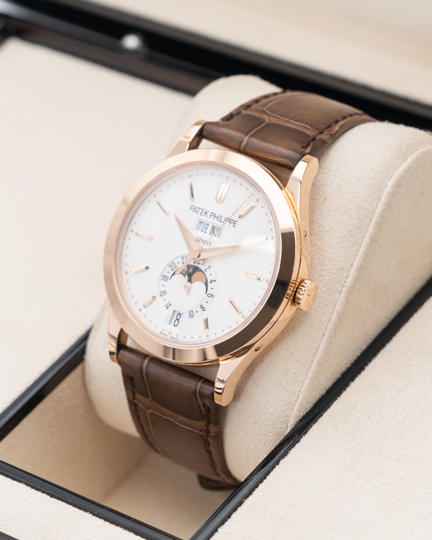 Patek Philippe Annual Calendar 38.5mm 5396r-011 Rose Gold Silver Dial 2020