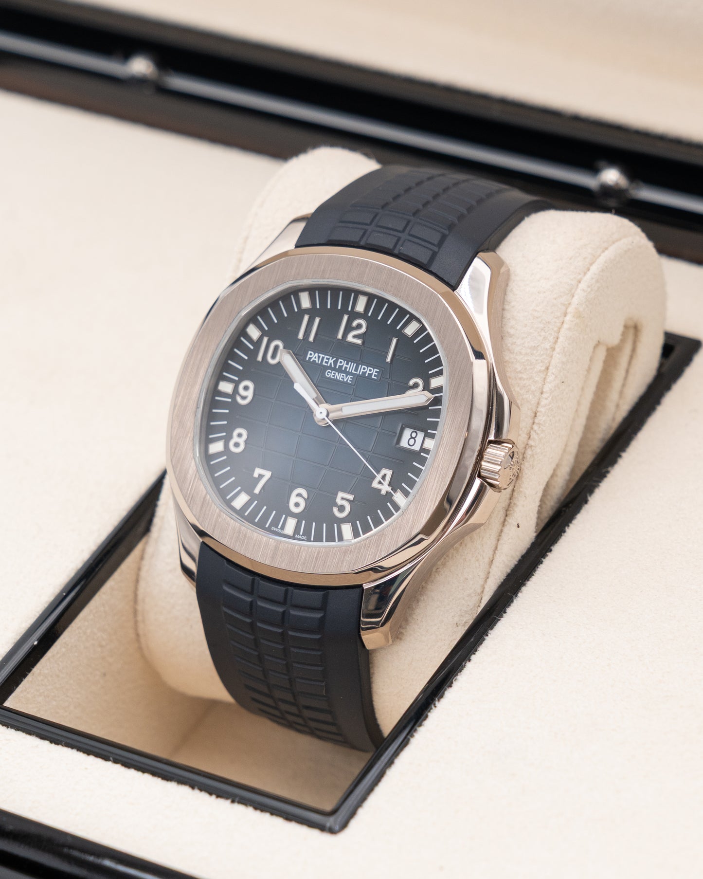 Patek Philippe Aquanaut 42mm 5168G White Gold / Blue 2020
