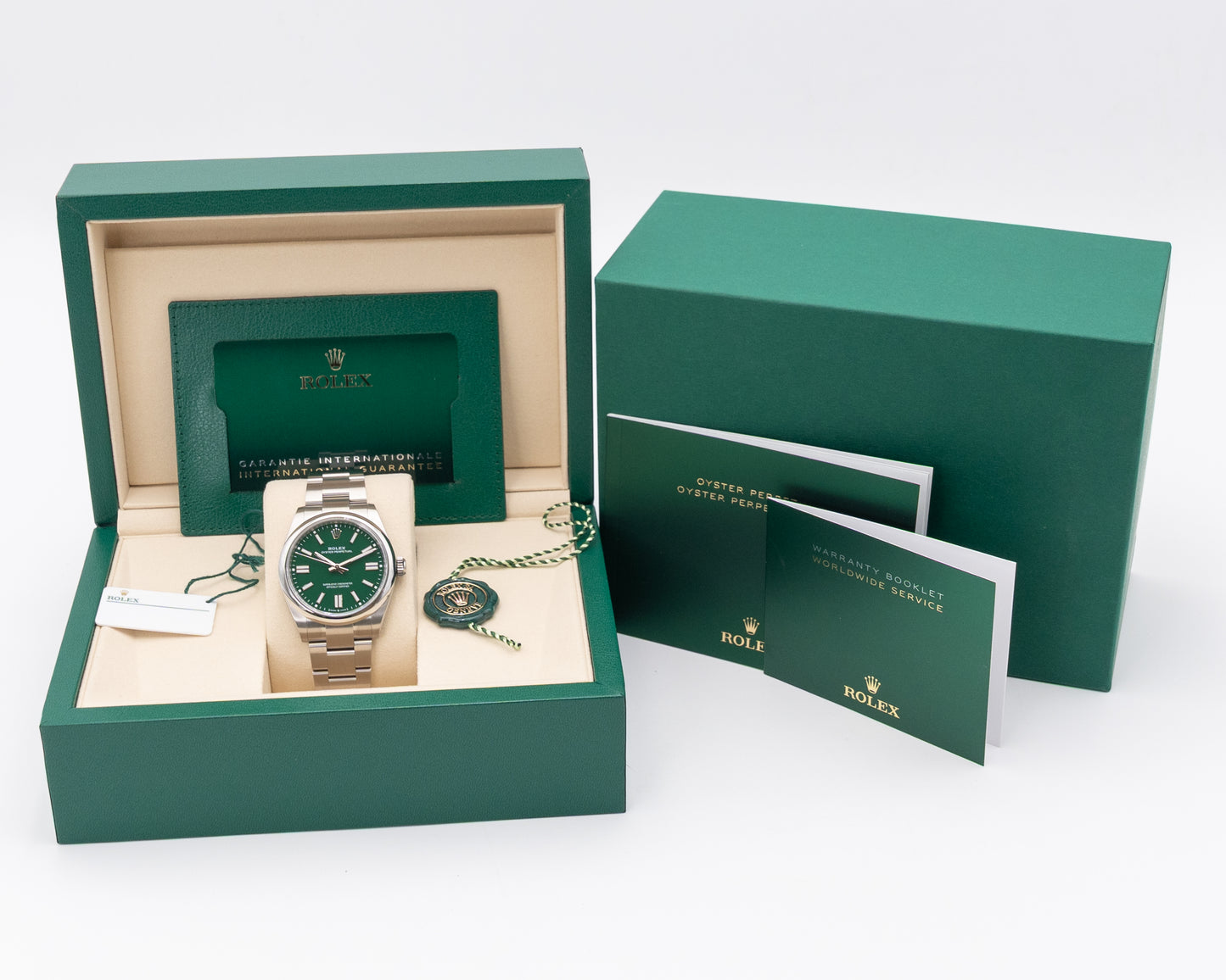 UNWORN Rolex Oyster Perpetual 41mm 134300-0004 Green Dial 2025