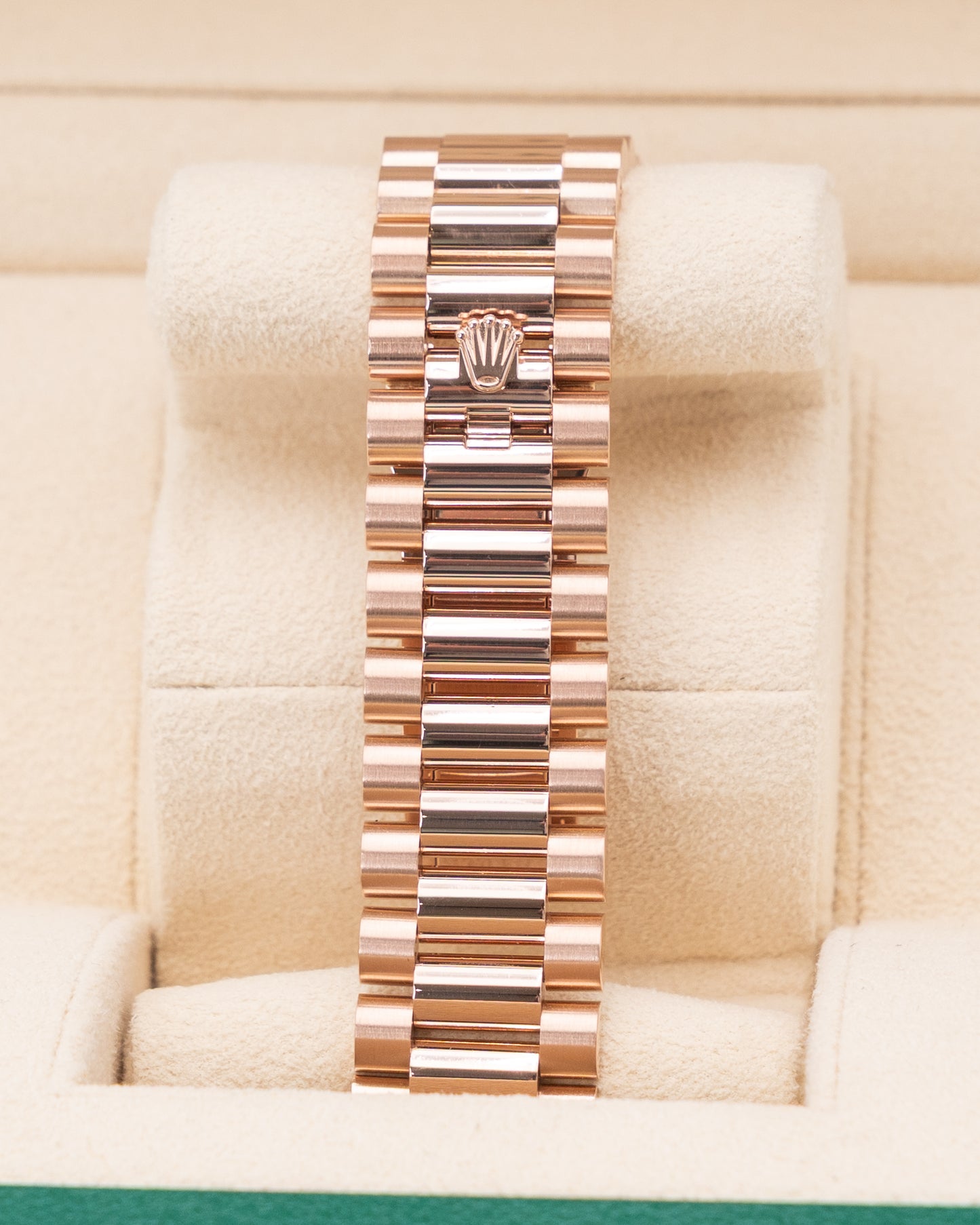 Rolex DayDate 40mm 228235 Rose Gold Chocolate Dial Baguette Diamond Markers 2016