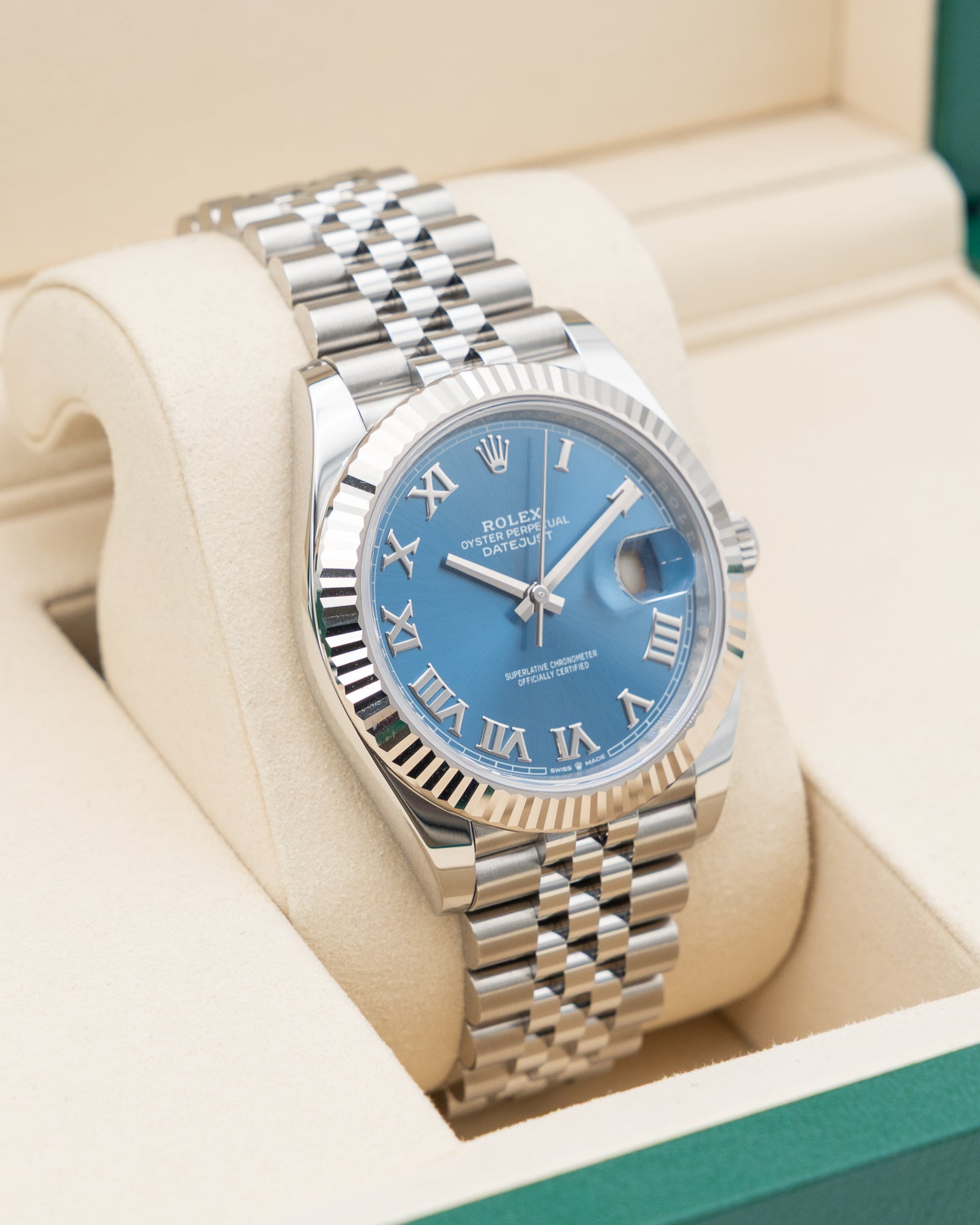 UNWORN 2025 Rolex Datejust 41mm 126334 Blue Roman Dial Fluted Jubilee 2025