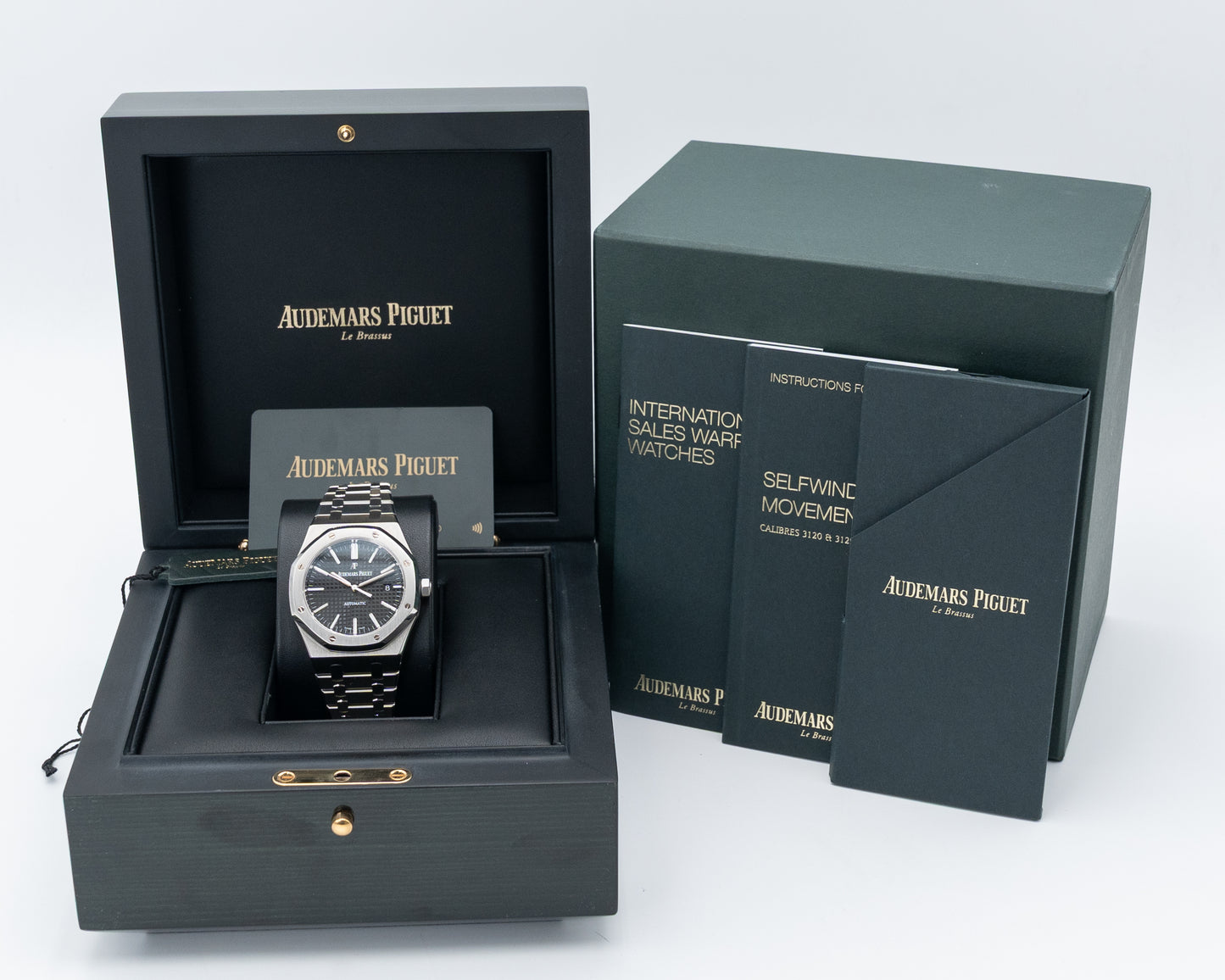Audemars Piguet Royal Oak 41mm 15400ST.OO.1220ST.01 Black Dial