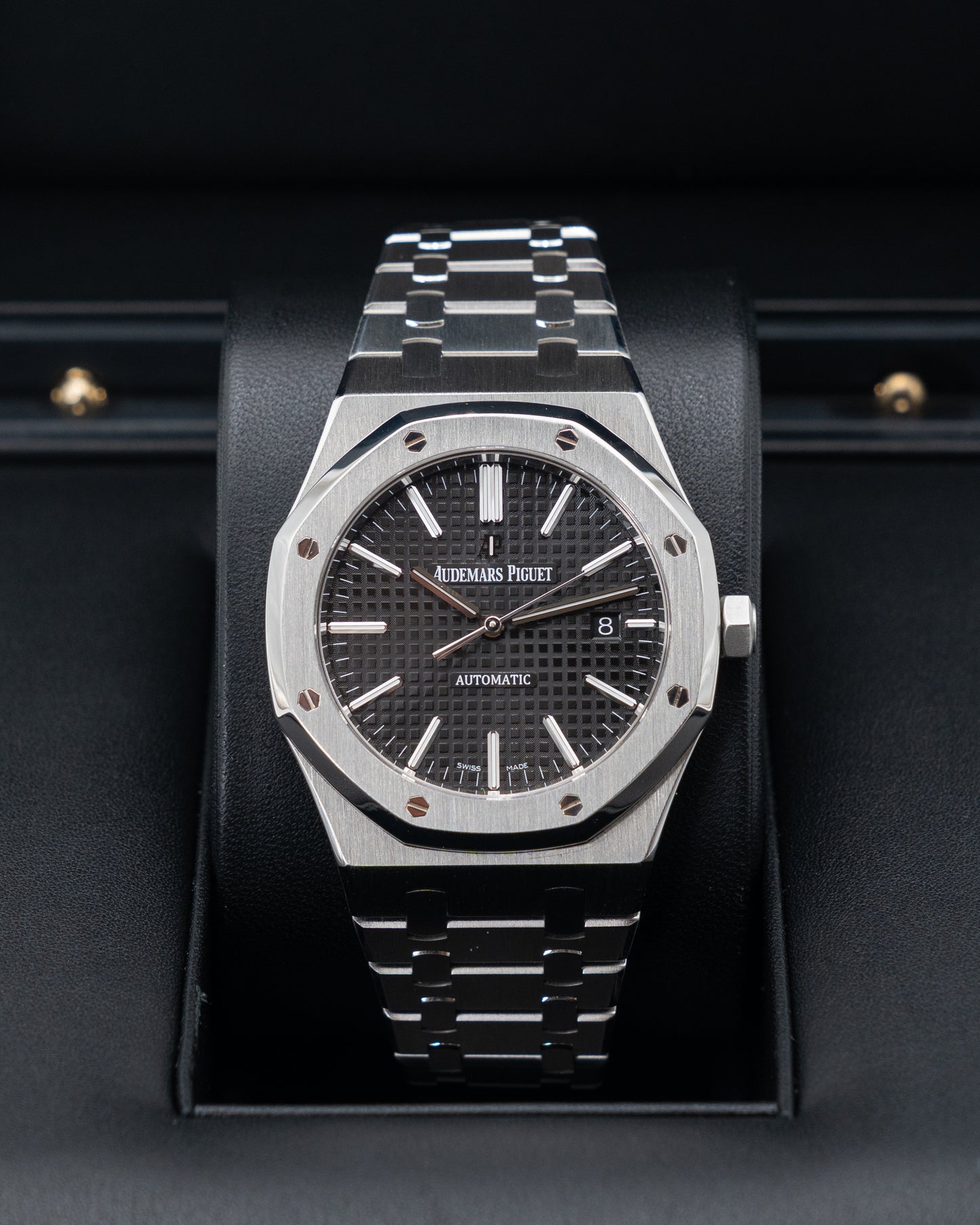 Audemars Piguet Royal Oak 41mm 15400ST.OO.1220ST.01 Black Dial
