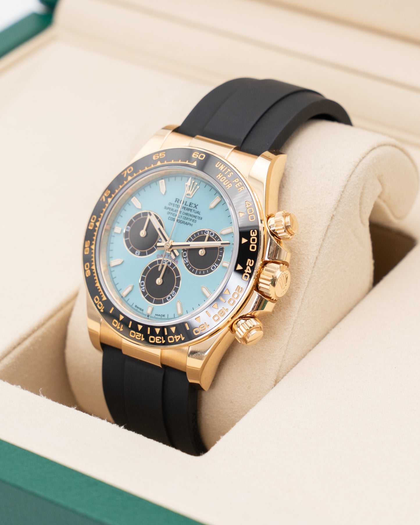UNWORN Rolex Daytona 40mm 126518LN Yellow Gold Turquoise Dial Oyster Flex 2025