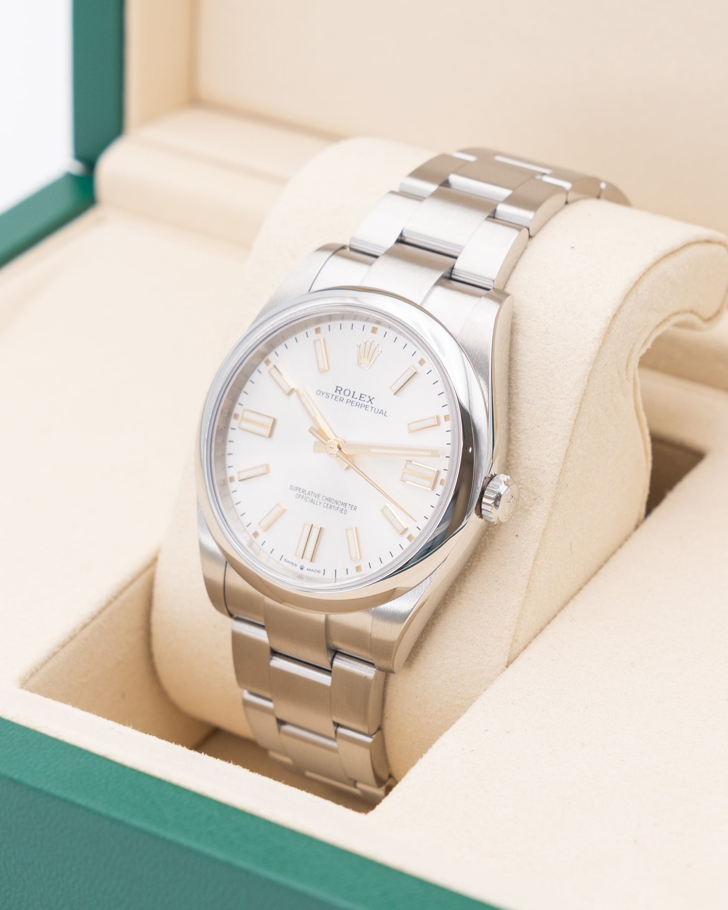 Rolex Oyster Perpetual 41mm 124300 Silver 2025