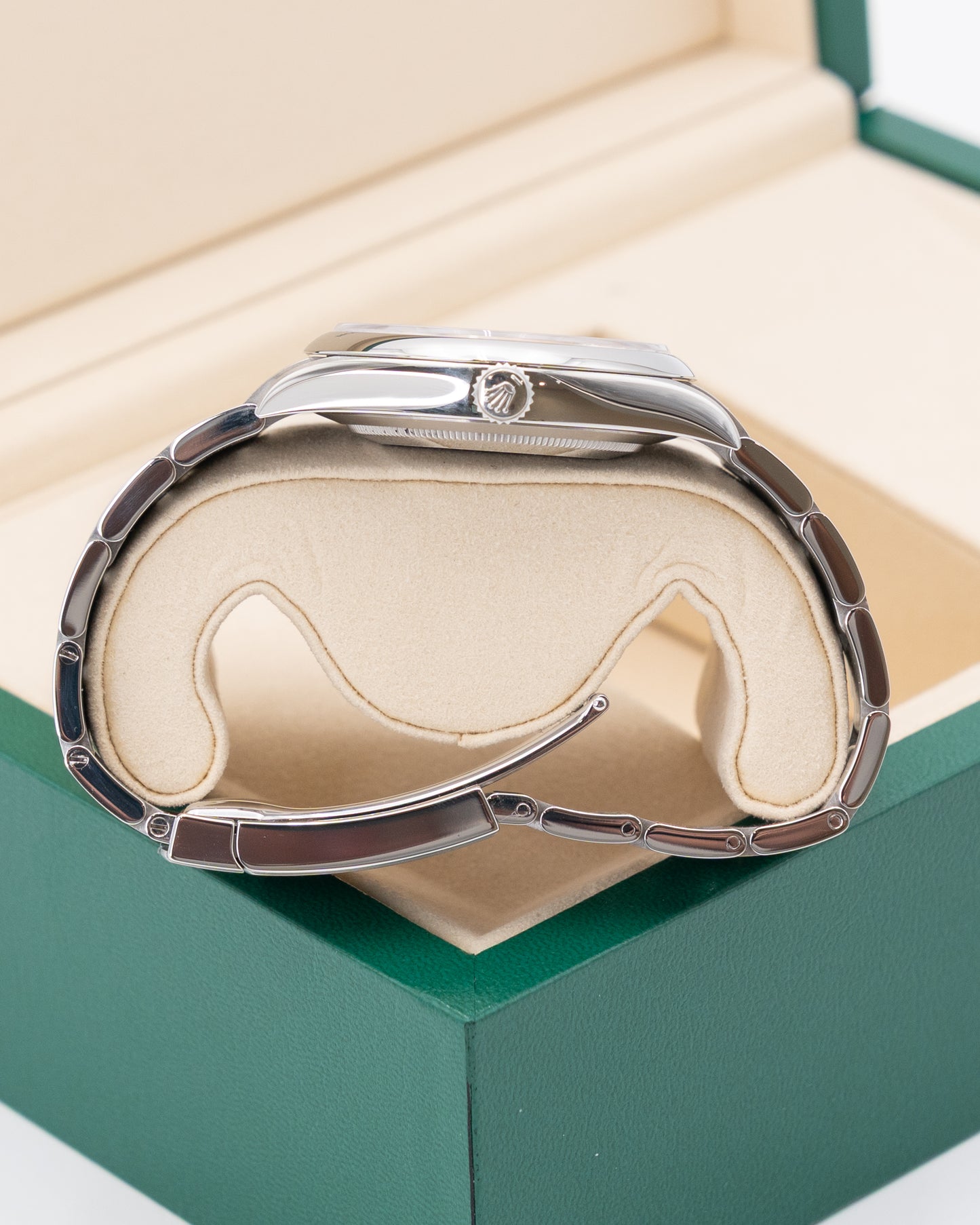 Rolex Oyster Perpetual 41mm 124300 Silver 2025