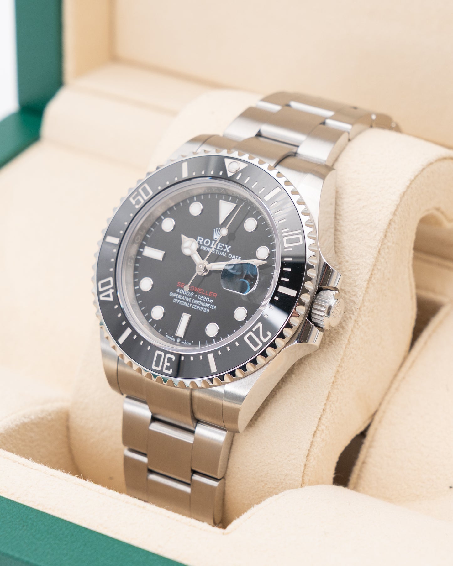Rolex Seadweller 43mm 126600 Black Red Letter 2023