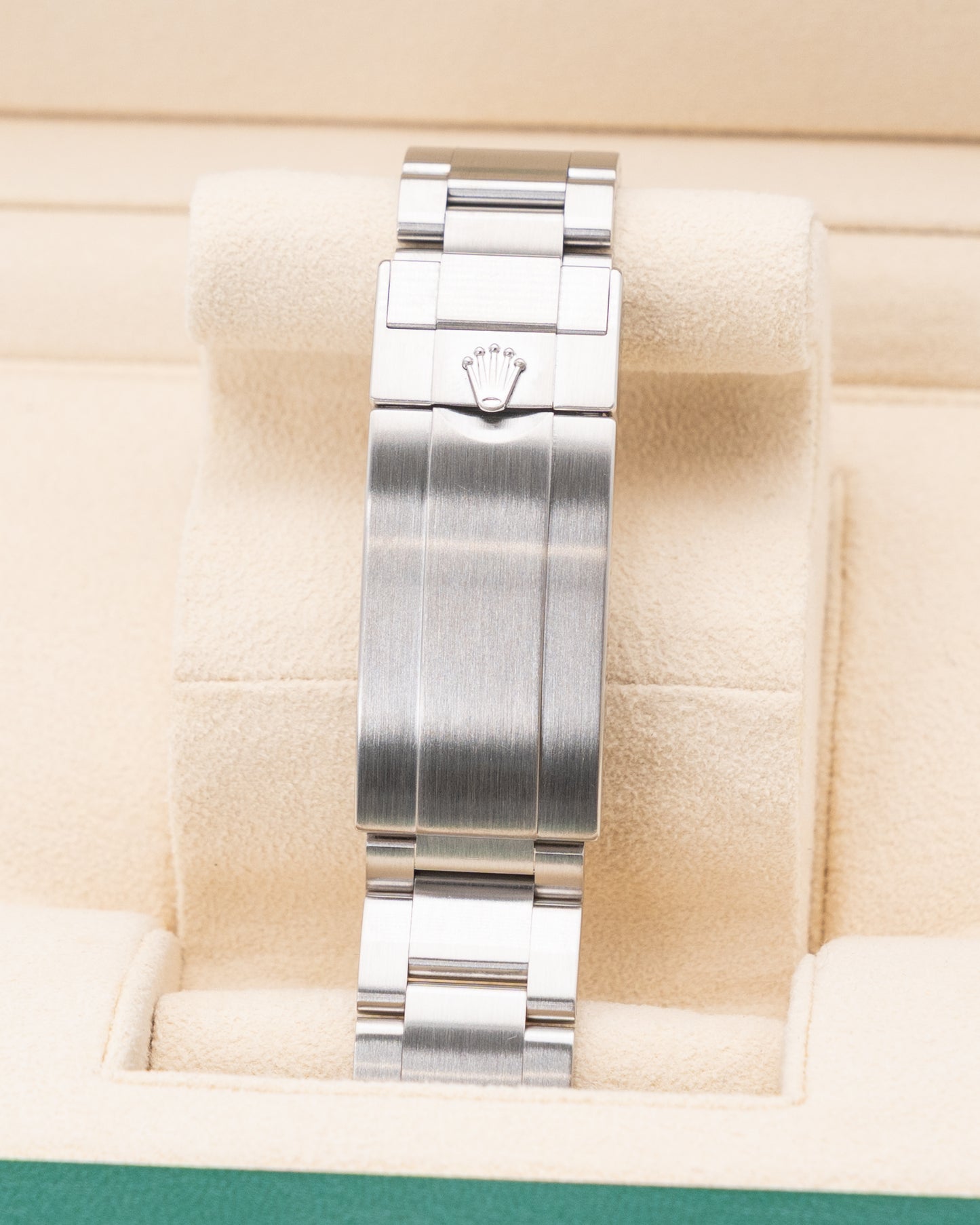 Rolex Seadweller 43mm 126600 Black Red Letter 2023