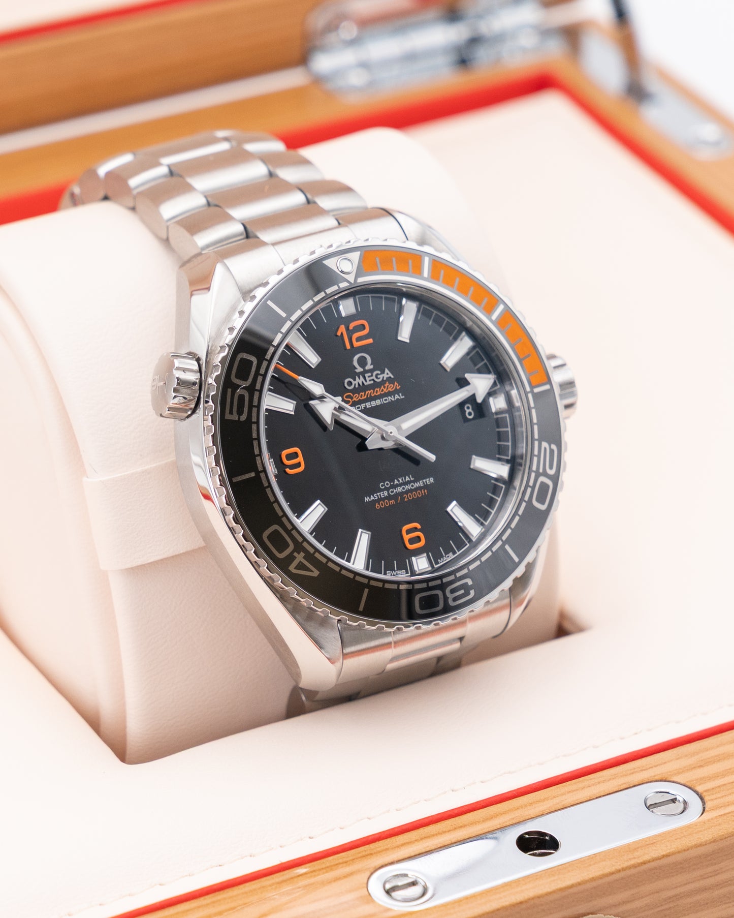 Omega Seamaster Planet Ocean 43.5mm 215.30.44.21.01.002 Black and Orange 2024