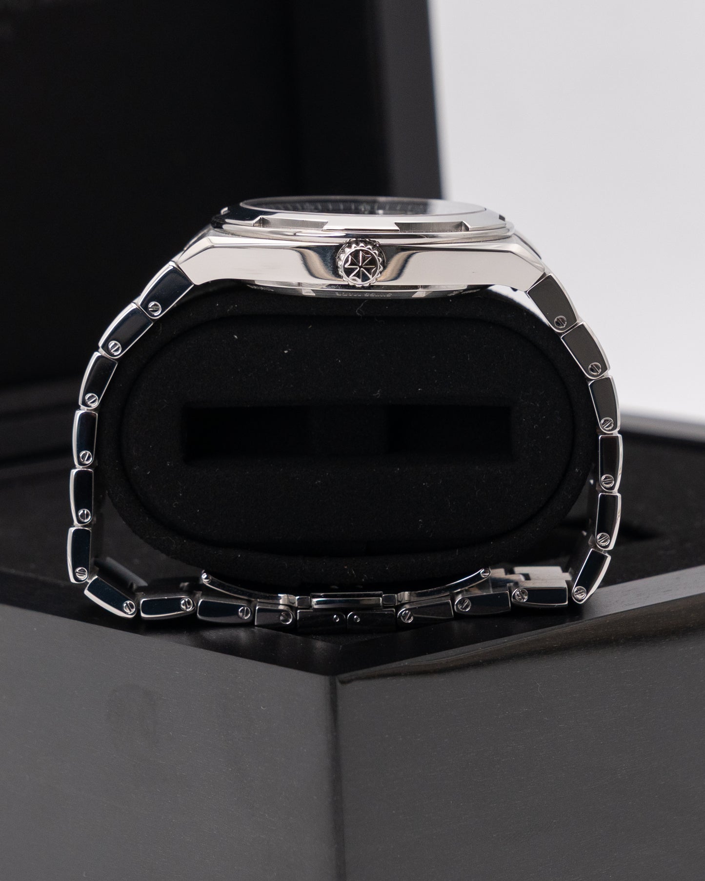 Vacheron Constantin Overseas 41mm 4500V/110A Black Dial 2023