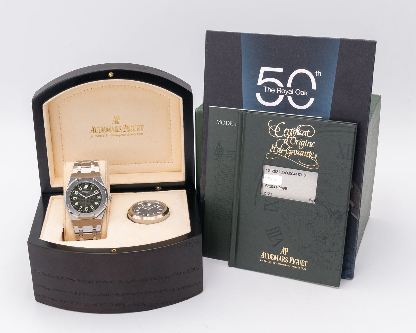 RARE Audemars Piguet Royal Oak Jumbo 39mm 15128ST Italy Green Dial & Blue Dial Collector set