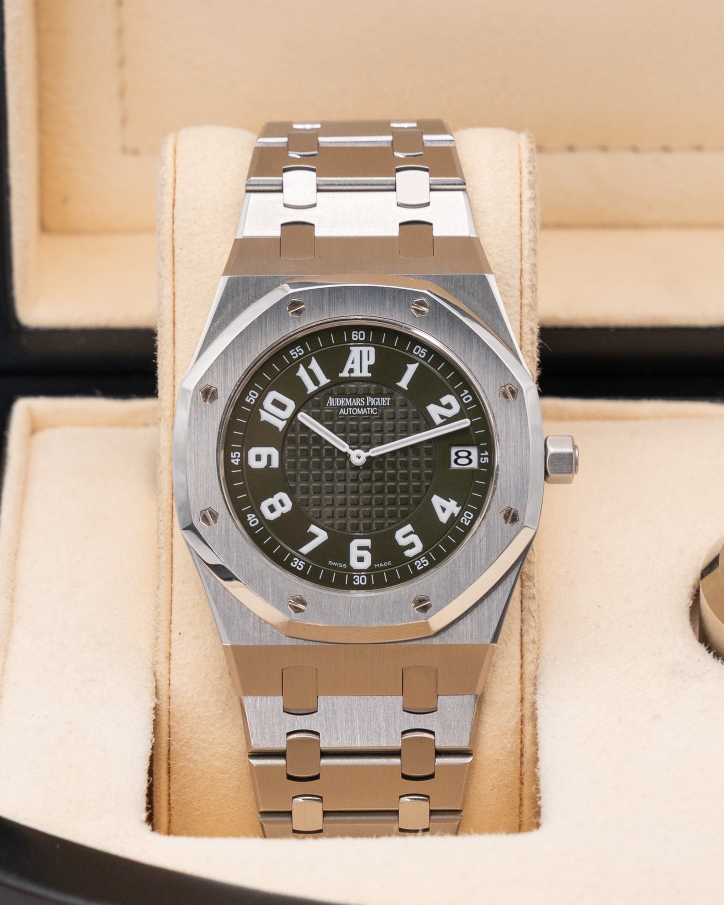 RARE Audemars Piguet Royal Oak Jumbo 39mm 15128ST Italy Green Dial & Blue Dial Collector set