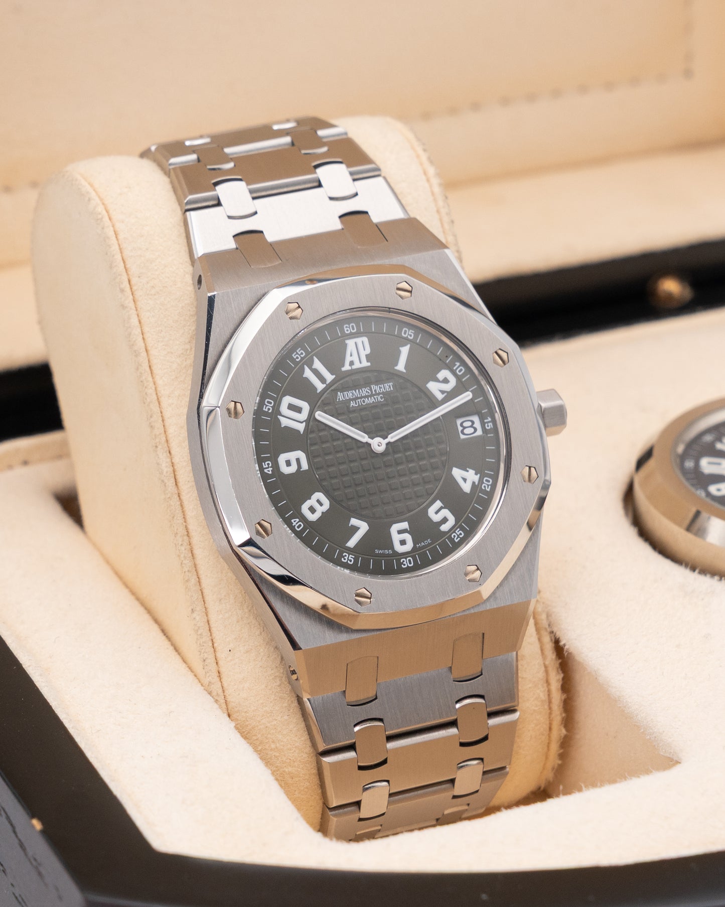 RARE Audemars Piguet Royal Oak Jumbo 39mm 15128ST Italy Green Dial & Blue Dial Collector set