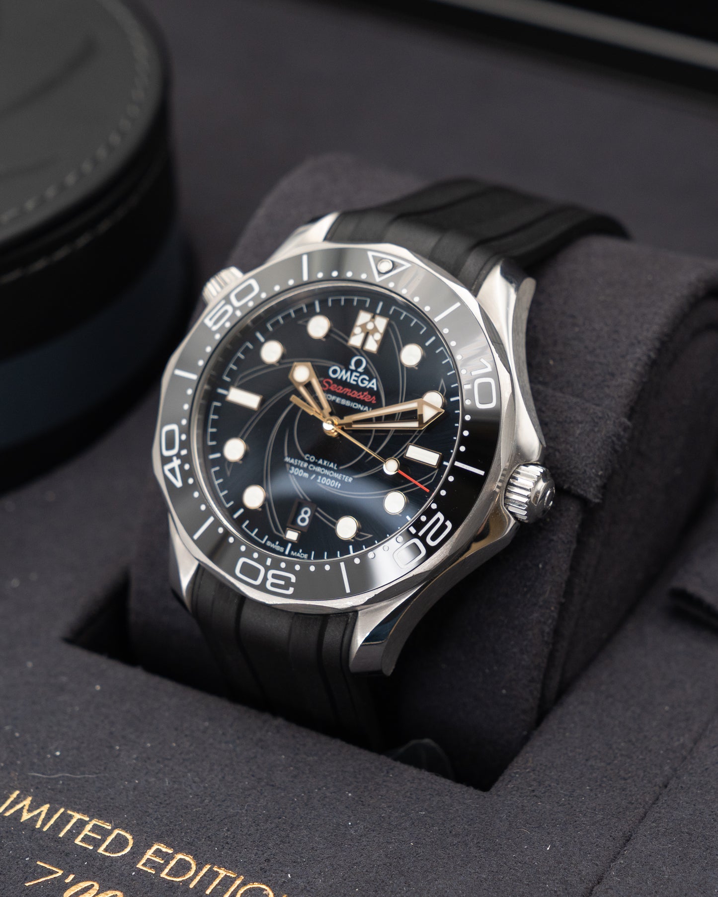 Omega Seamaster Diver 300m 42mm 210.22.42.20.01.004 James Bond 007 Limited Edition Black 2020