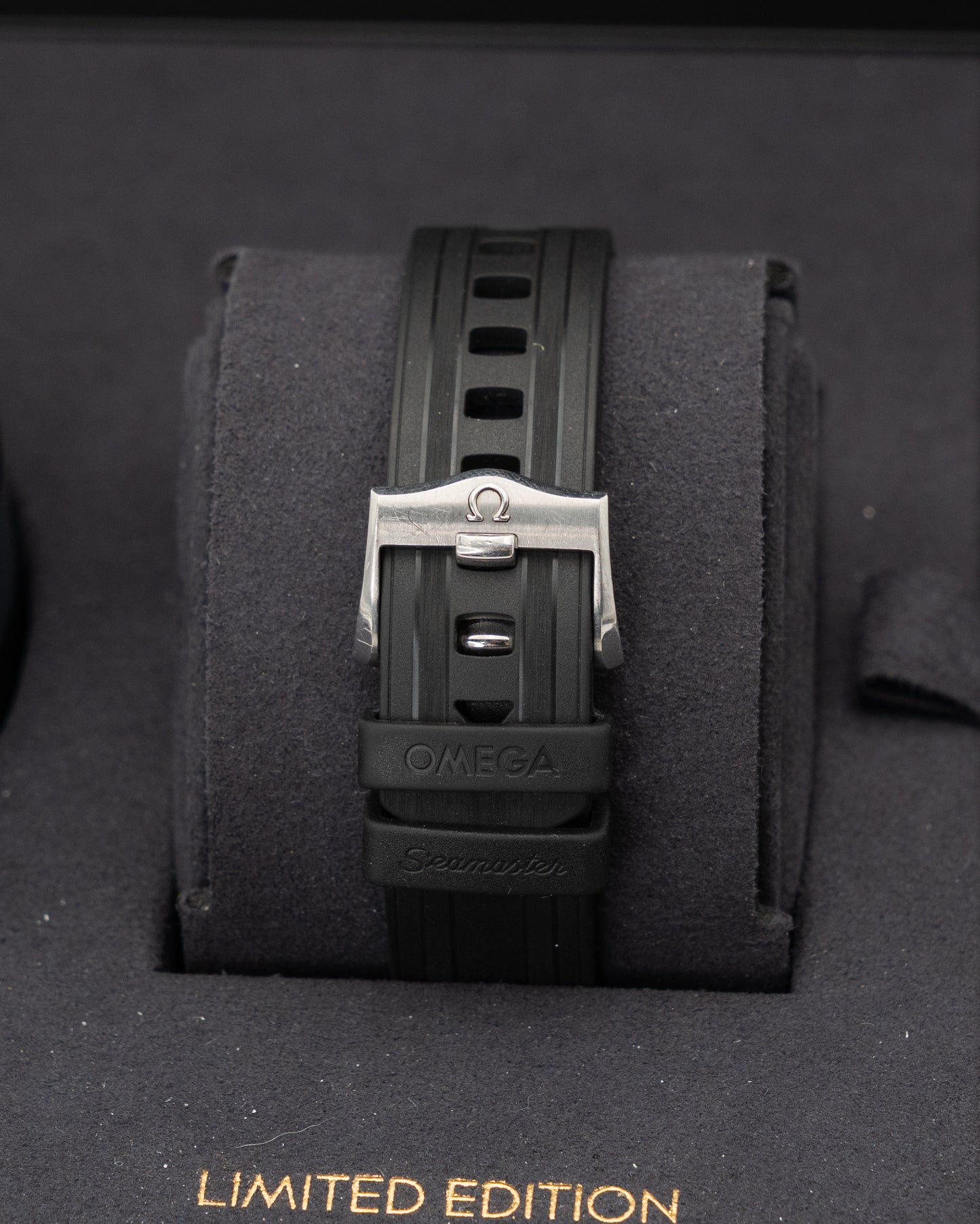 Omega Seamaster Diver 300m 42mm 210.22.42.20.01.004 James Bond 007 Limited Edition Black 2020