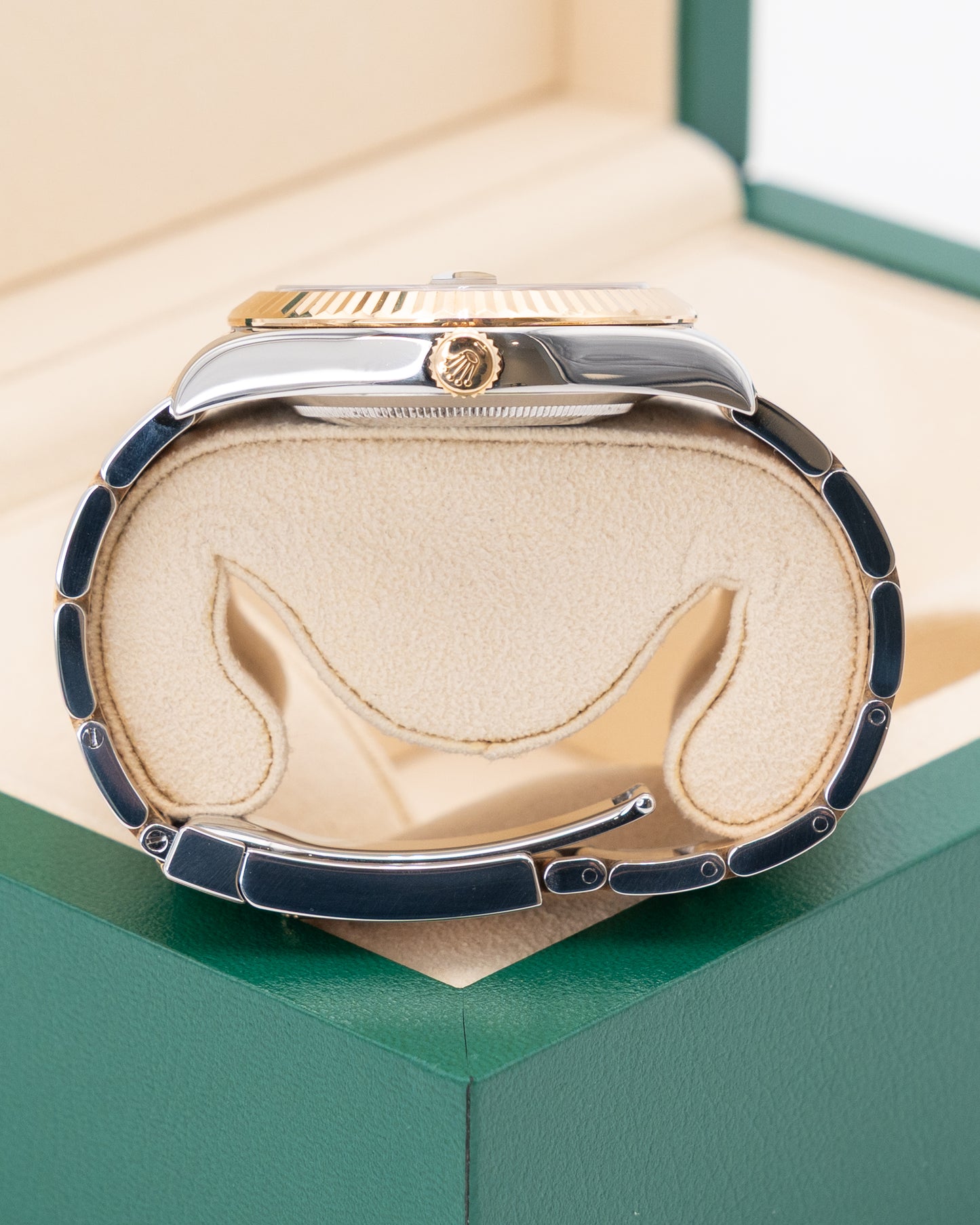 Rolex Datejust II 41mm 116333 Two Tone Yellow Gold Black Roman Dial Fluted Oyster 2010