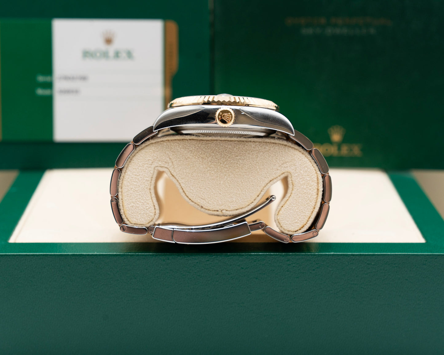 Unpolished - Rolex Skydweller 42mm 326933 Two Tone Yellow Gold Black Dial 2020