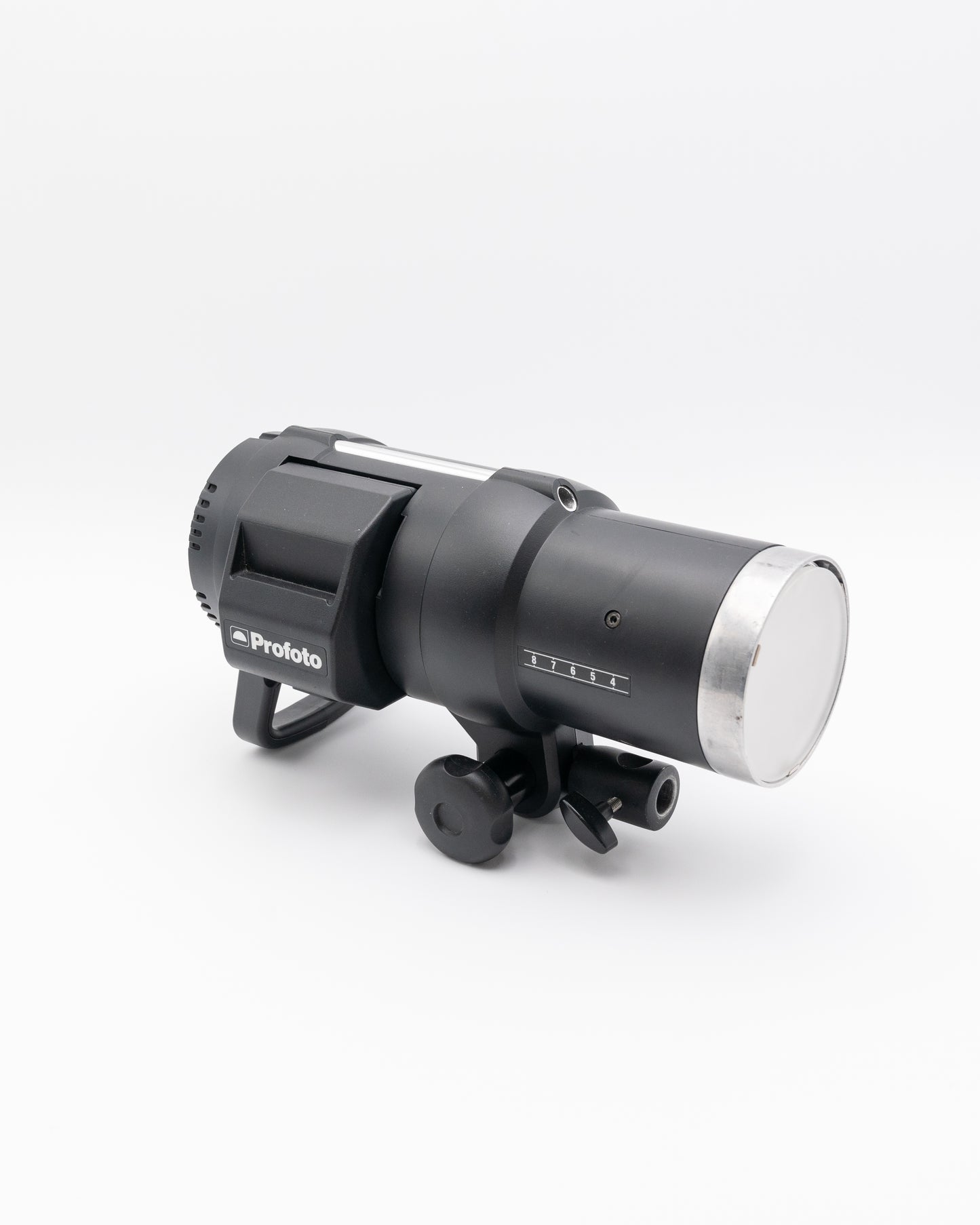 Profoto b1 500 airttl with bag, charger, and 2 batteries