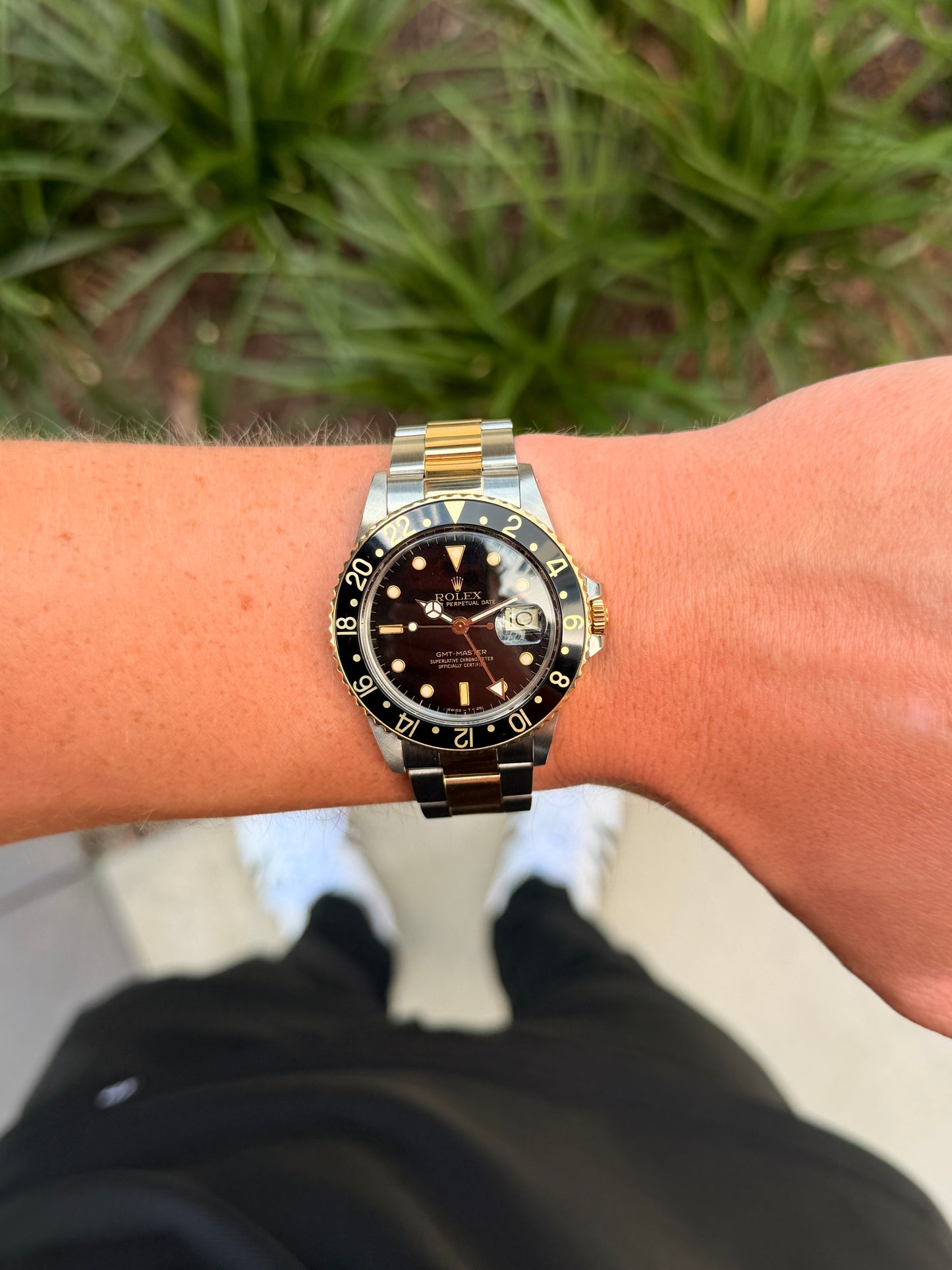 Rolex GMT Master 1675-3 Two Tone Oyster with Patina on Dial R-Serial