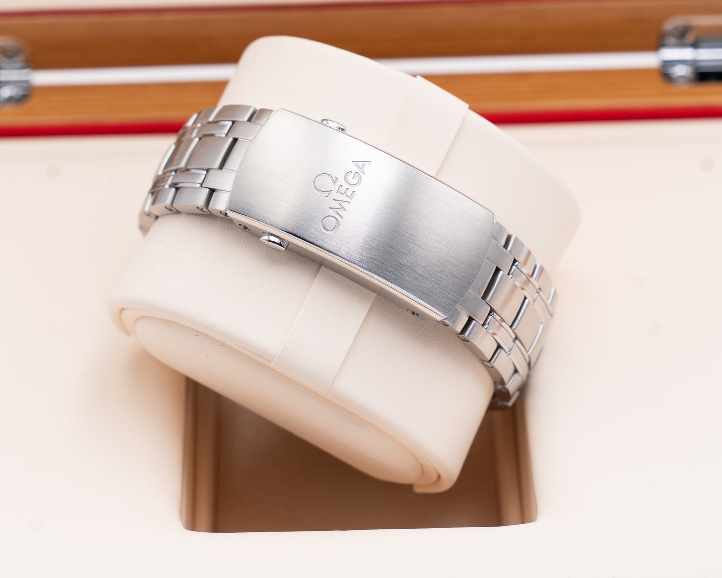 Omega Seamaster Diver 300M Master Co-Axial 42mm 210.30.42.20.04.001 White Dial 2023