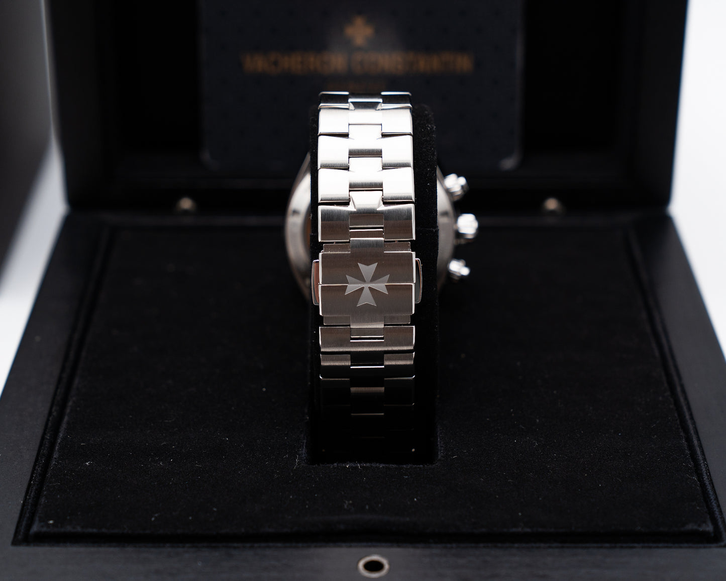 Vacheron Constantin Overseas Chronograph and Date 42.5mm 5500v 2020