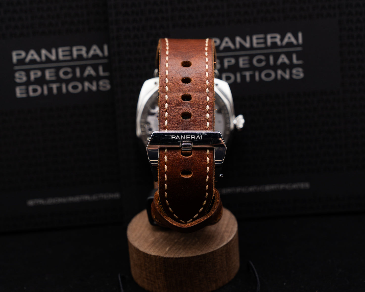 Panerai Radiomir 3 Days Acciaio Brevettato 47mm pam00685 Black Dial Brown Strap 2018
