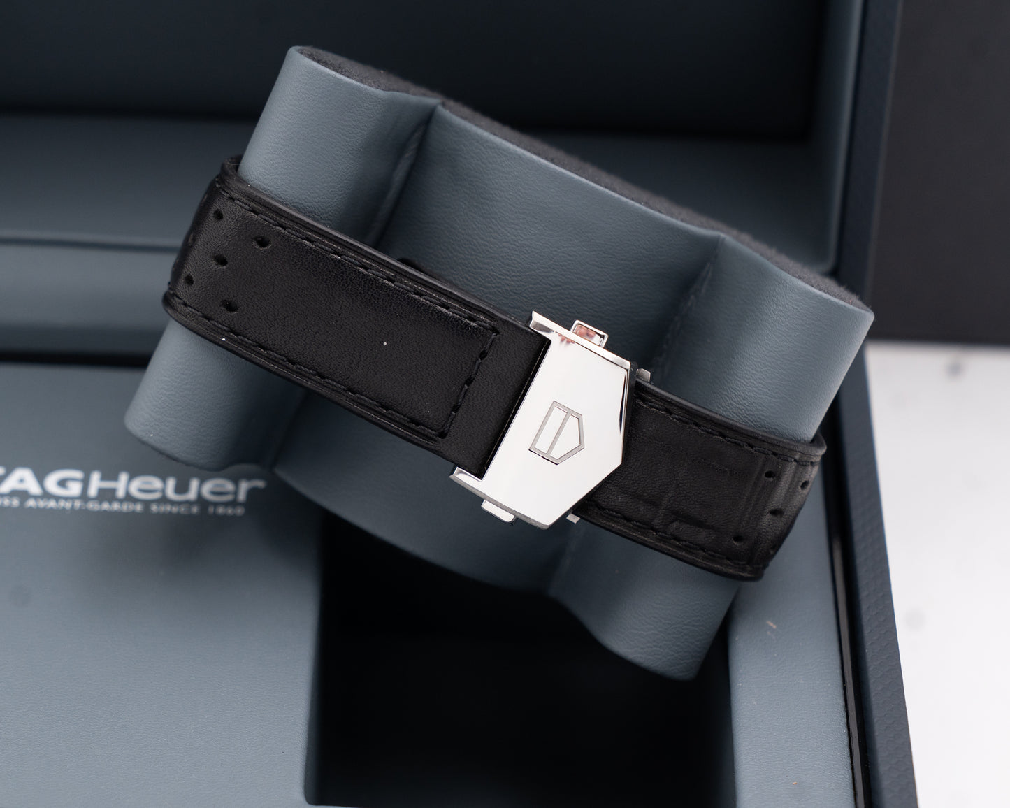 Tag Heuer Carrera Chronograph 39mm CBS2210.FC6534 Reverse Panda