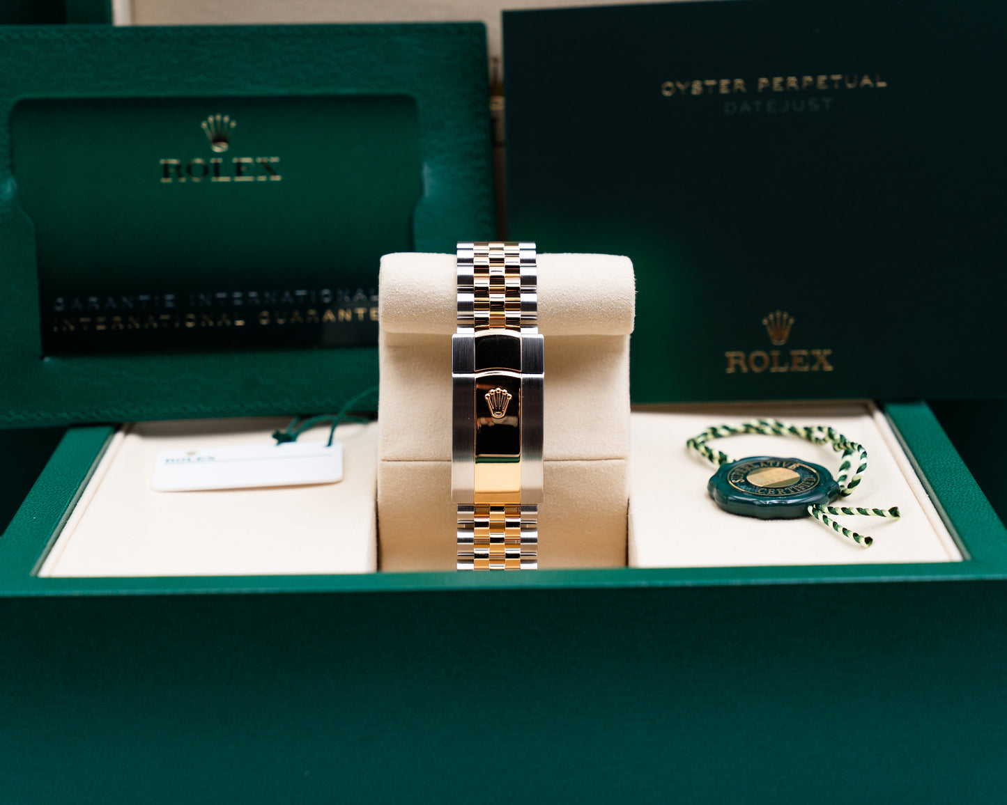 Rolex Datejust 41mm 126333-0020 Yellow Fluted / Jubilee Wimbledon 2026