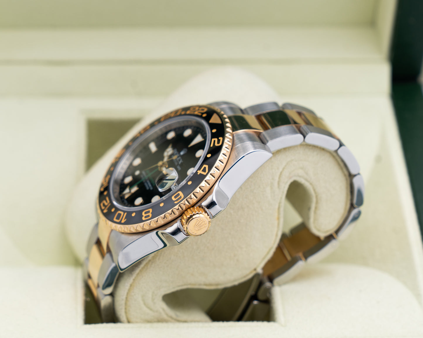 Rolex GMT Master II 40mm 116713ln Black Dial Two-Tone 2009