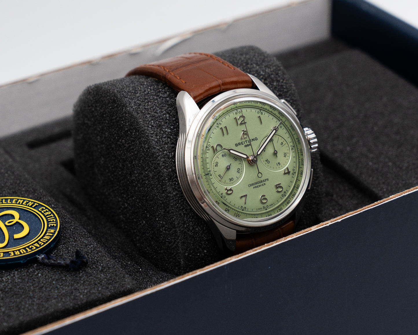 Breitling Premier B09 Chronograph 40mm AB0930D31L1P1 Pistachio Green