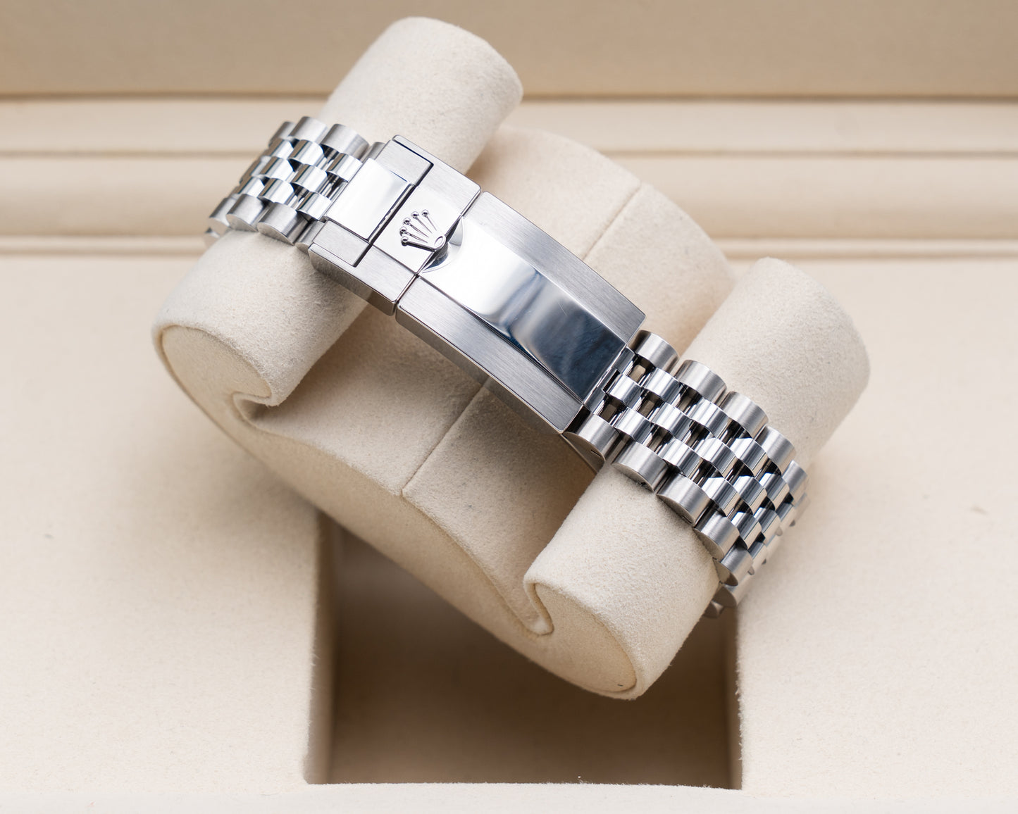 Rolex GMT II 40mm 126710grnr Bruce Wayne Jubilee Wood Card 2026