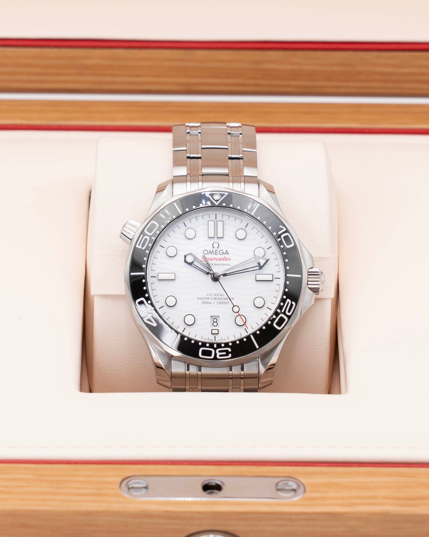 Omega Seamaster Diver 300M 42mm 210.30.42.20.04.001 White 2022