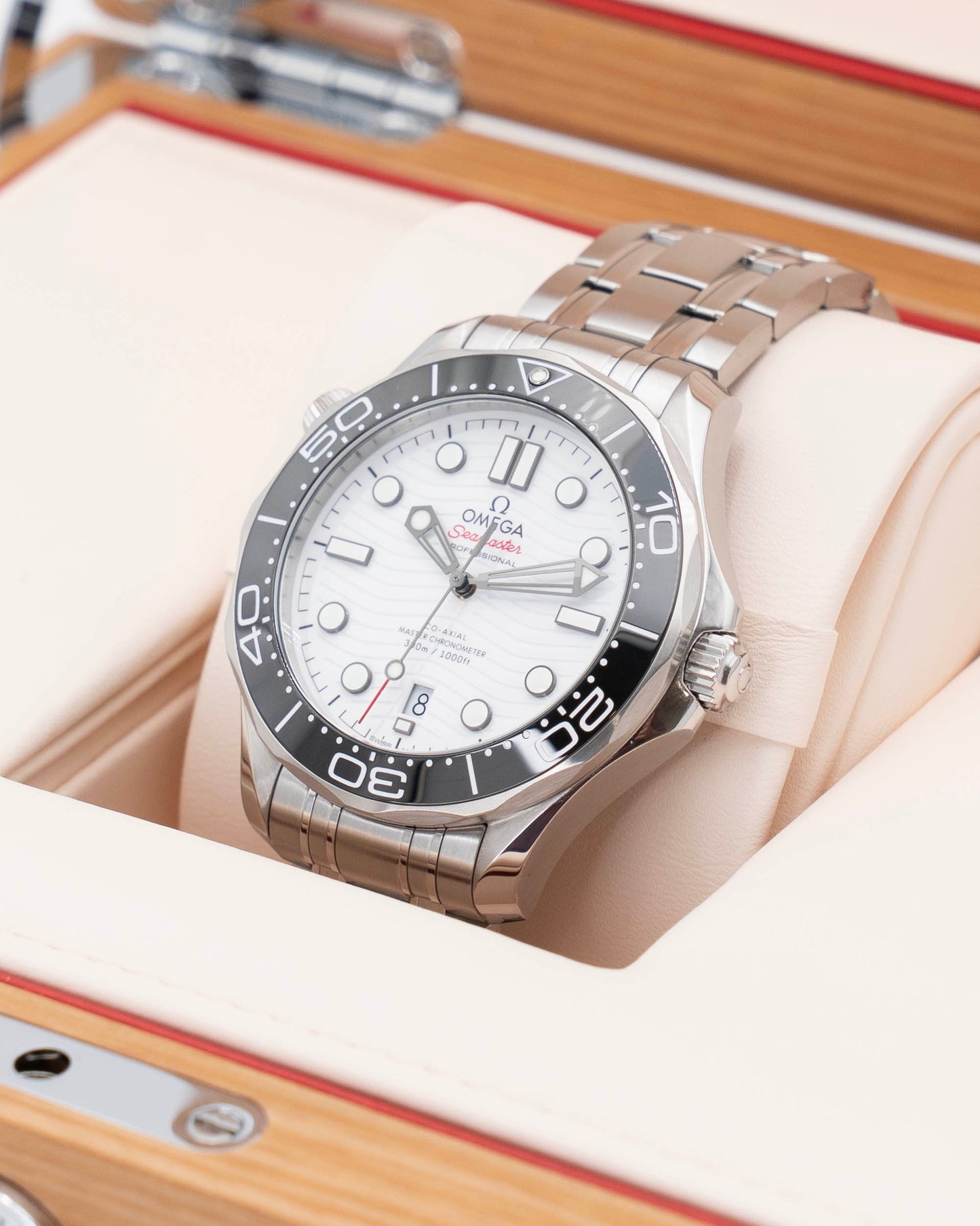 Omega Seamaster Diver 300M 42mm 210.30.42.20.04.001 White 2022