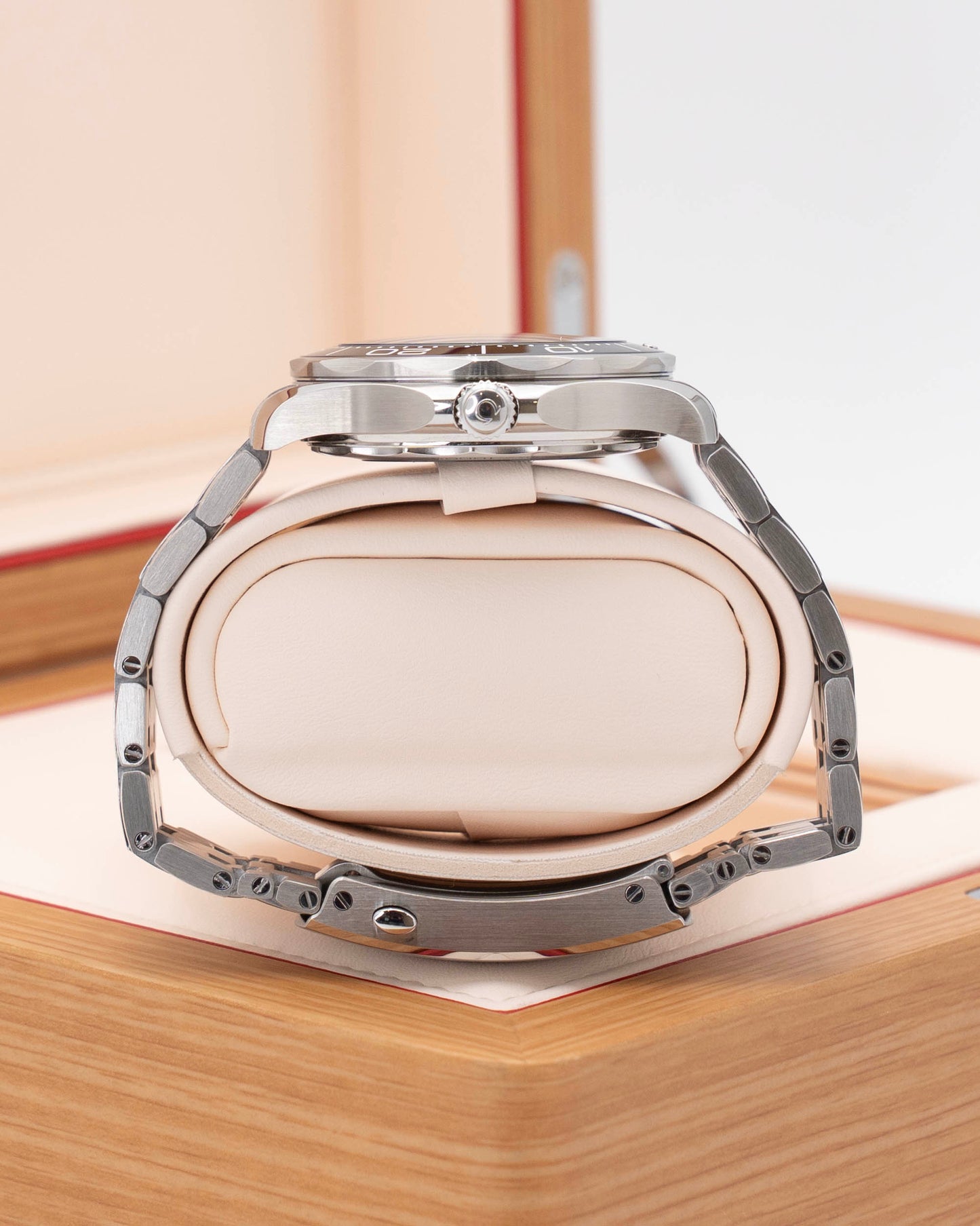 Omega Seamaster Diver 300M 42mm 210.30.42.20.04.001 White 2022