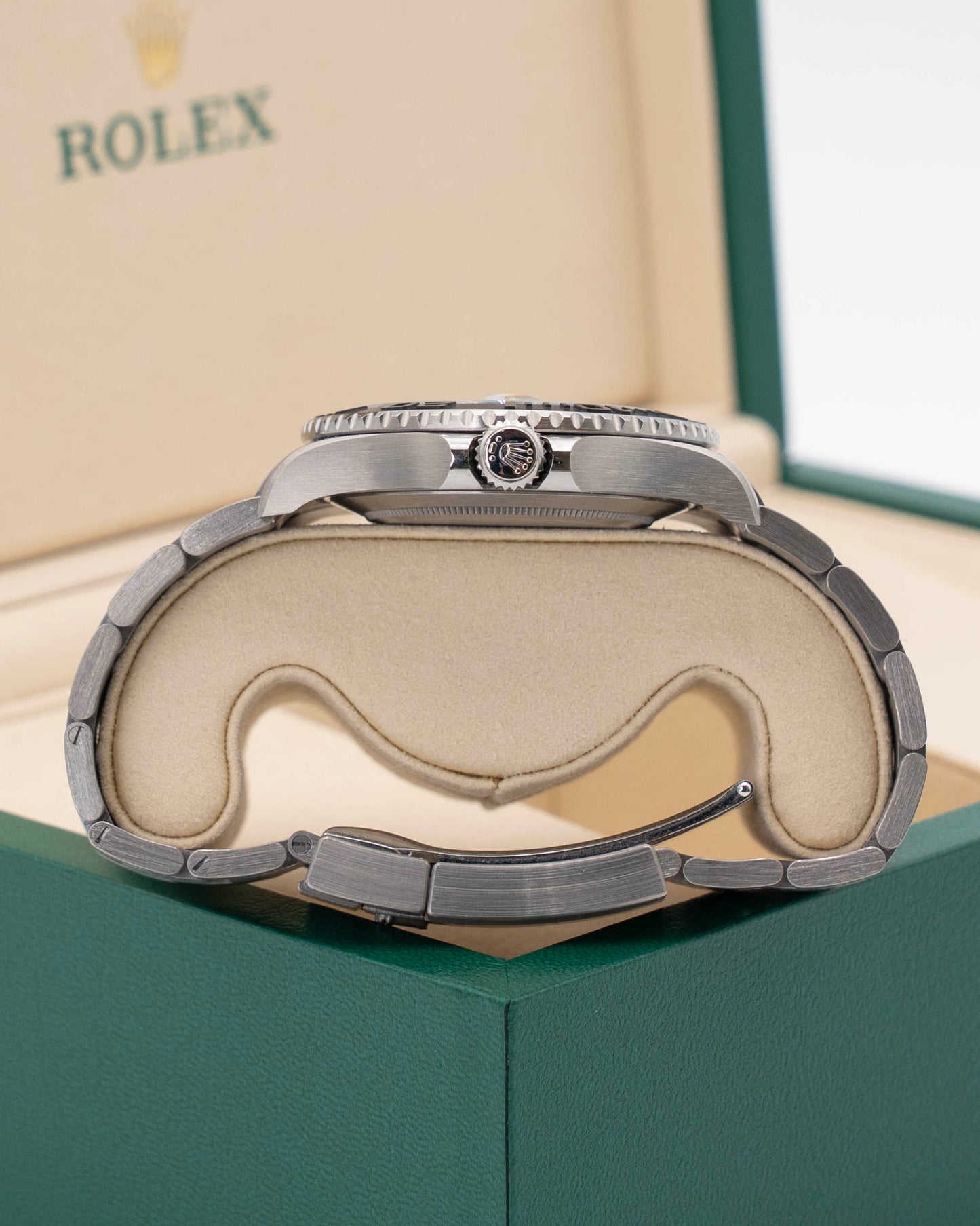 Rolex Yachtmaster 42mm 226627 Titanium 2025